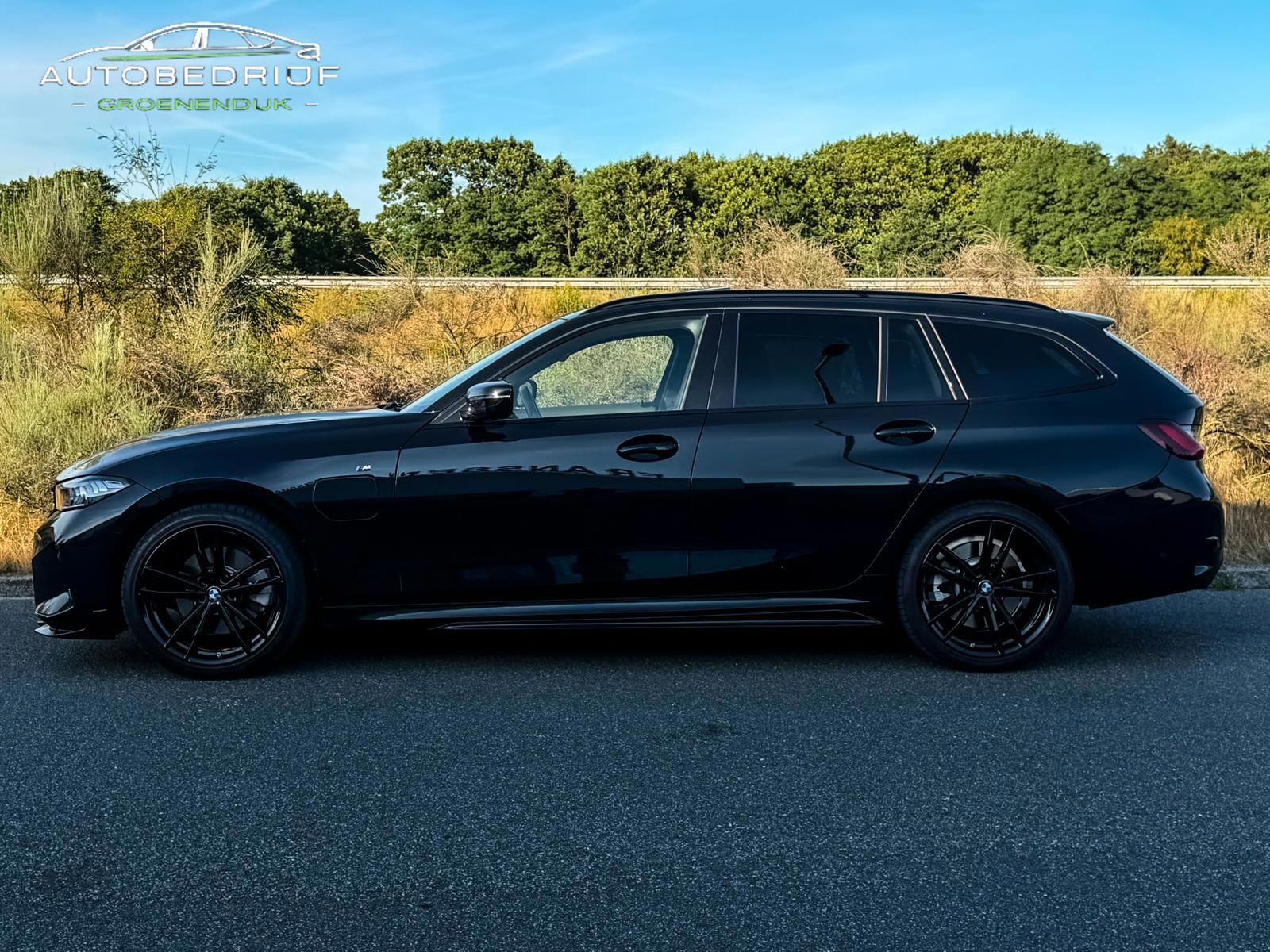 Foto van BMW 330e xDrive