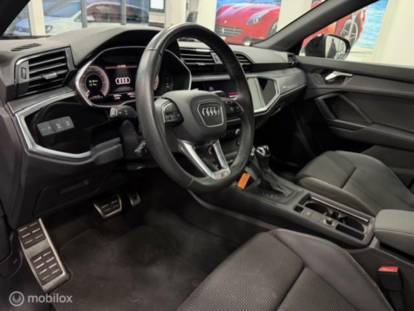 Foto van Audi Q3 E-tron