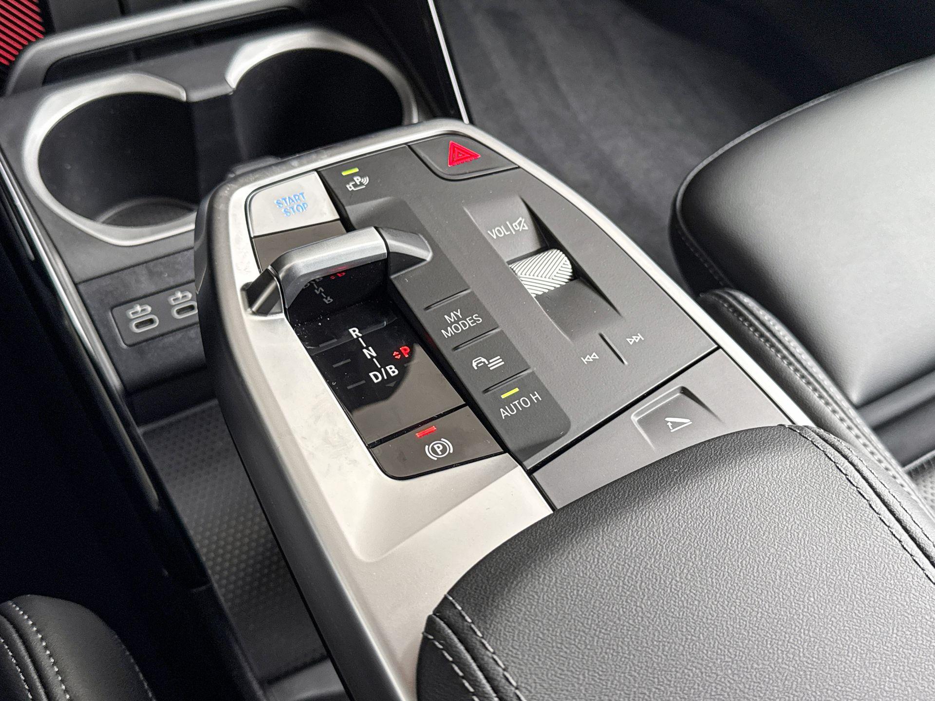Foto van BMW Ix2 Edrive20