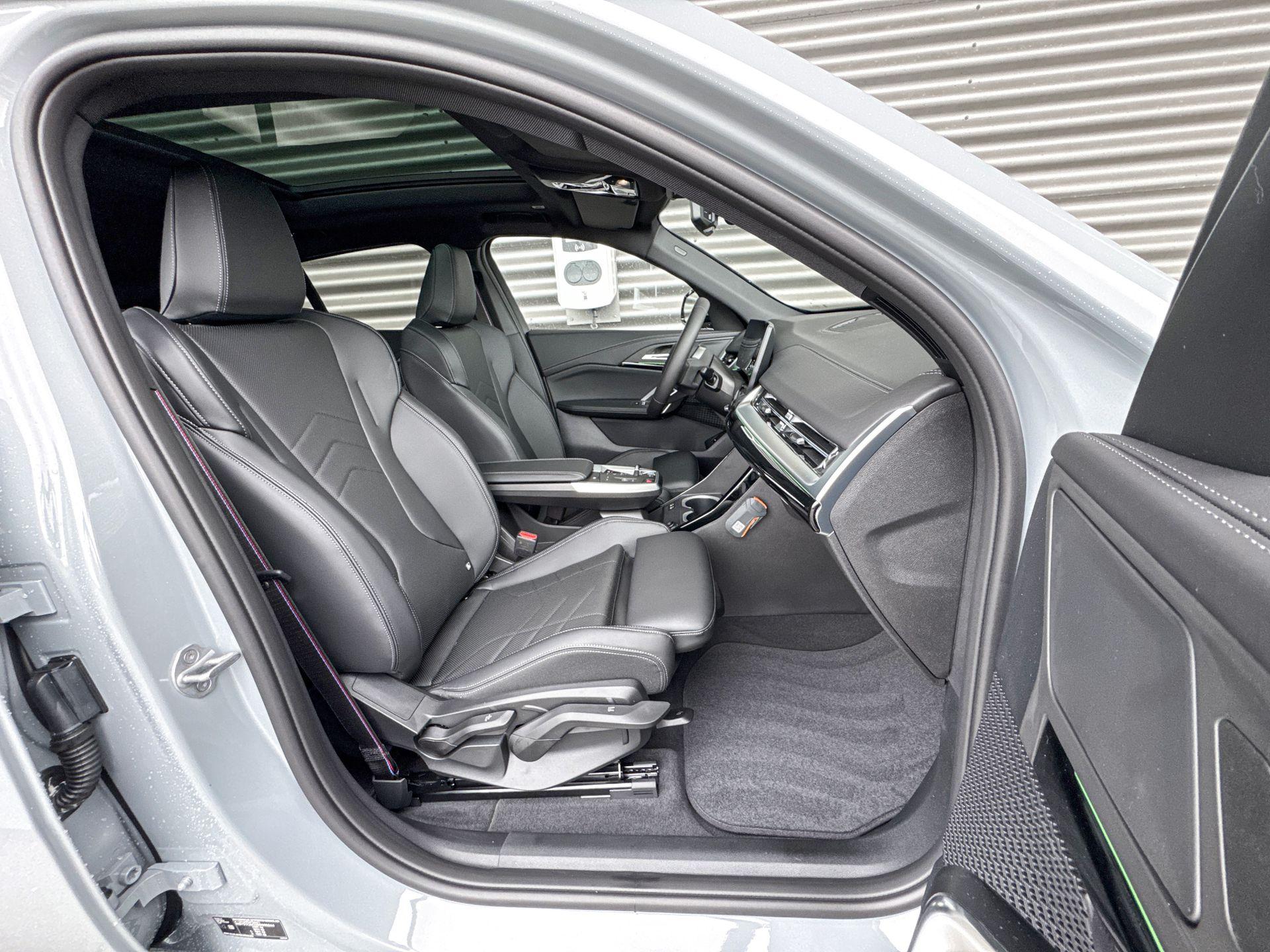 Foto van BMW Ix2 Edrive20