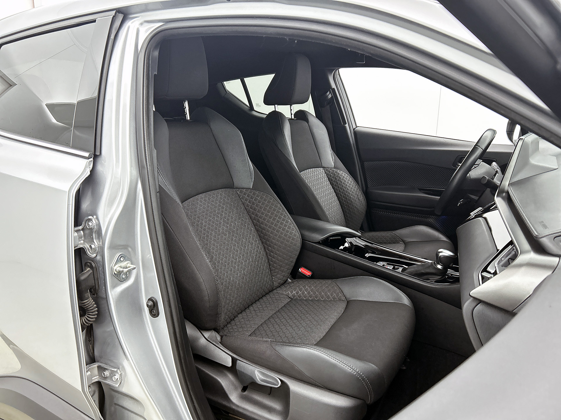 Foto van Toyota C-hr