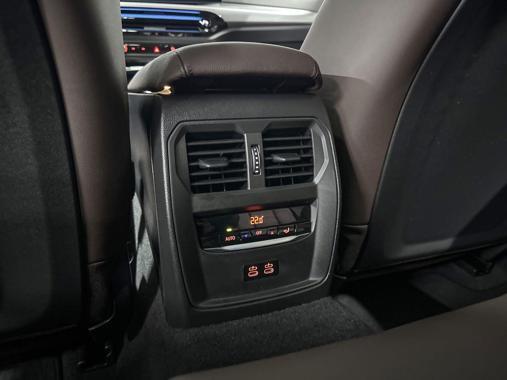 Foto van BMW 330e