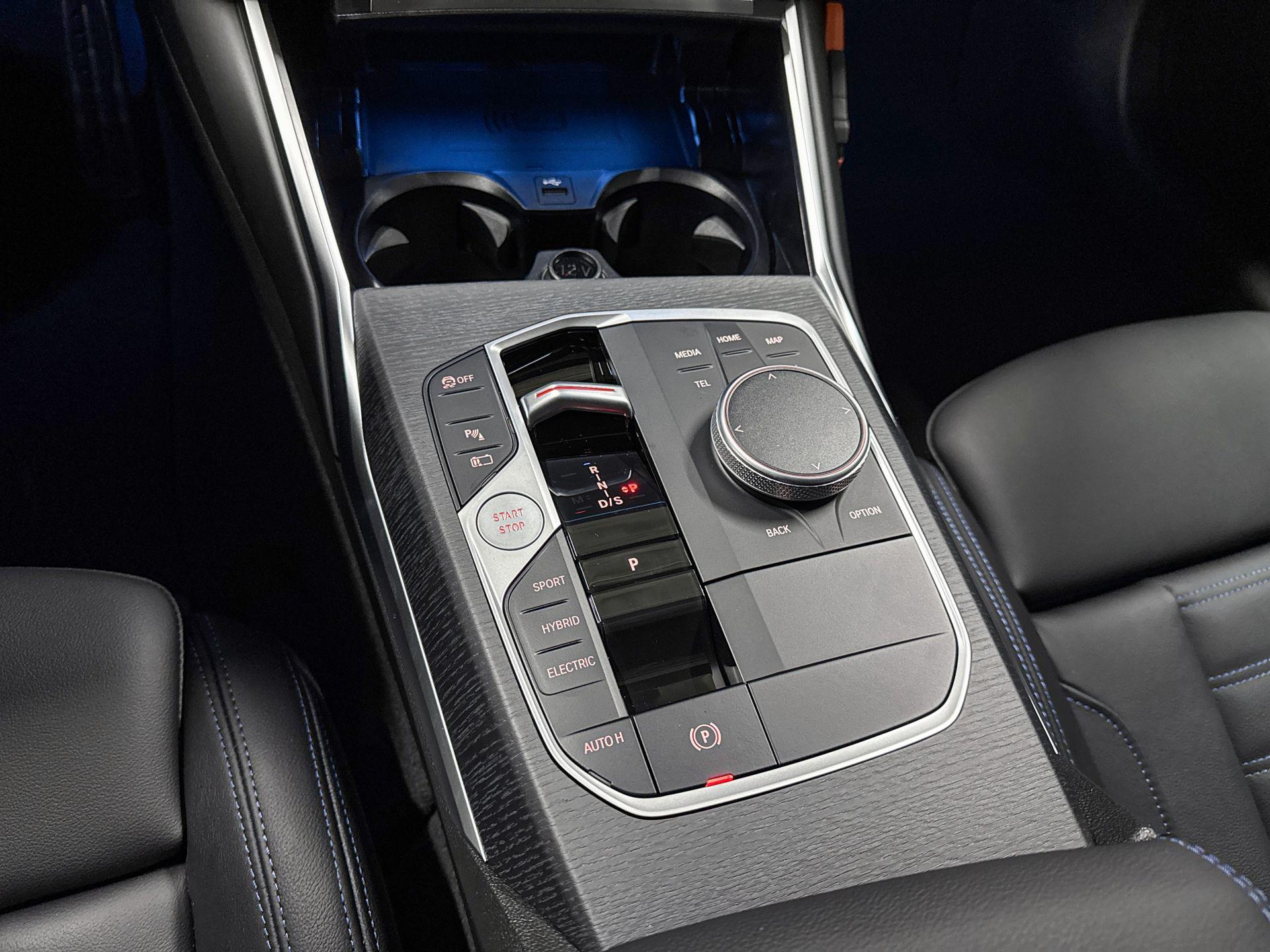 Foto van BMW 330e