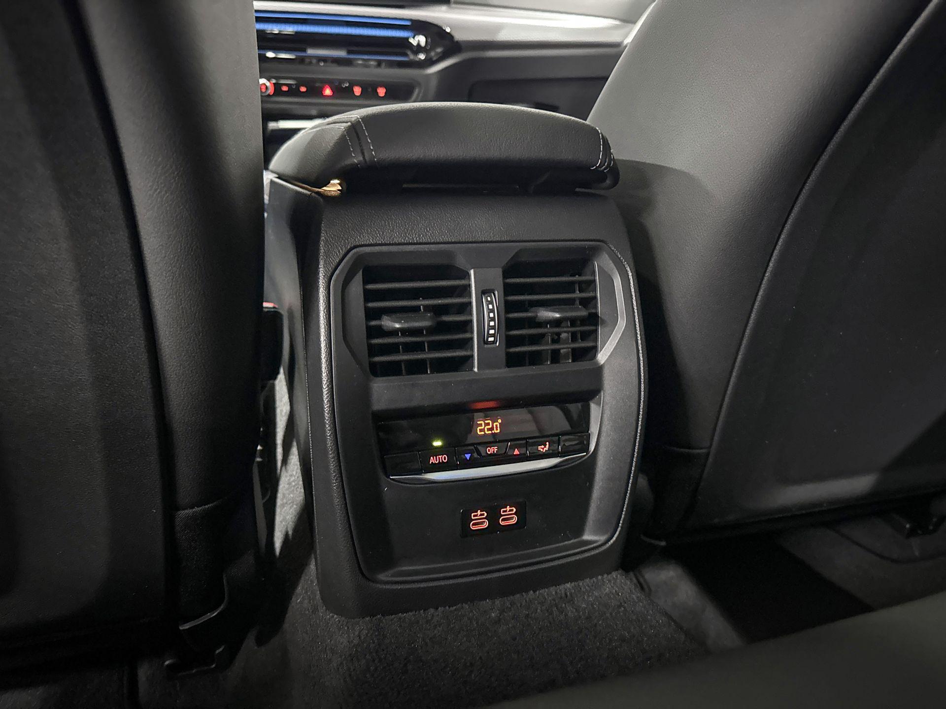 Foto van BMW 330e