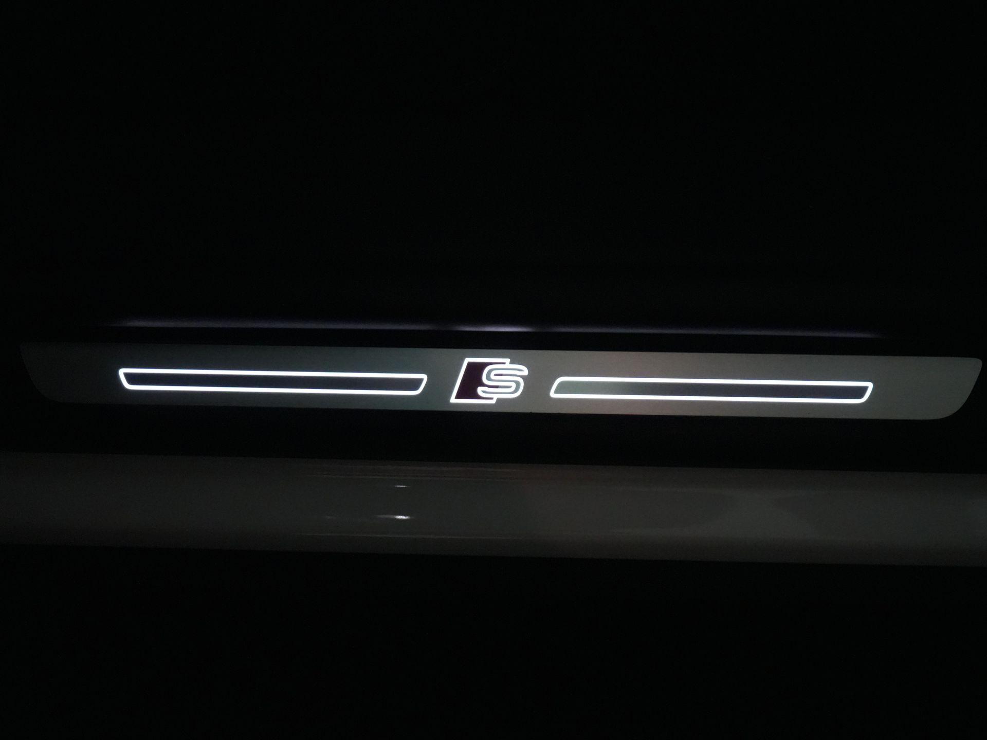 Foto van Audi Q8 55 TFSI E