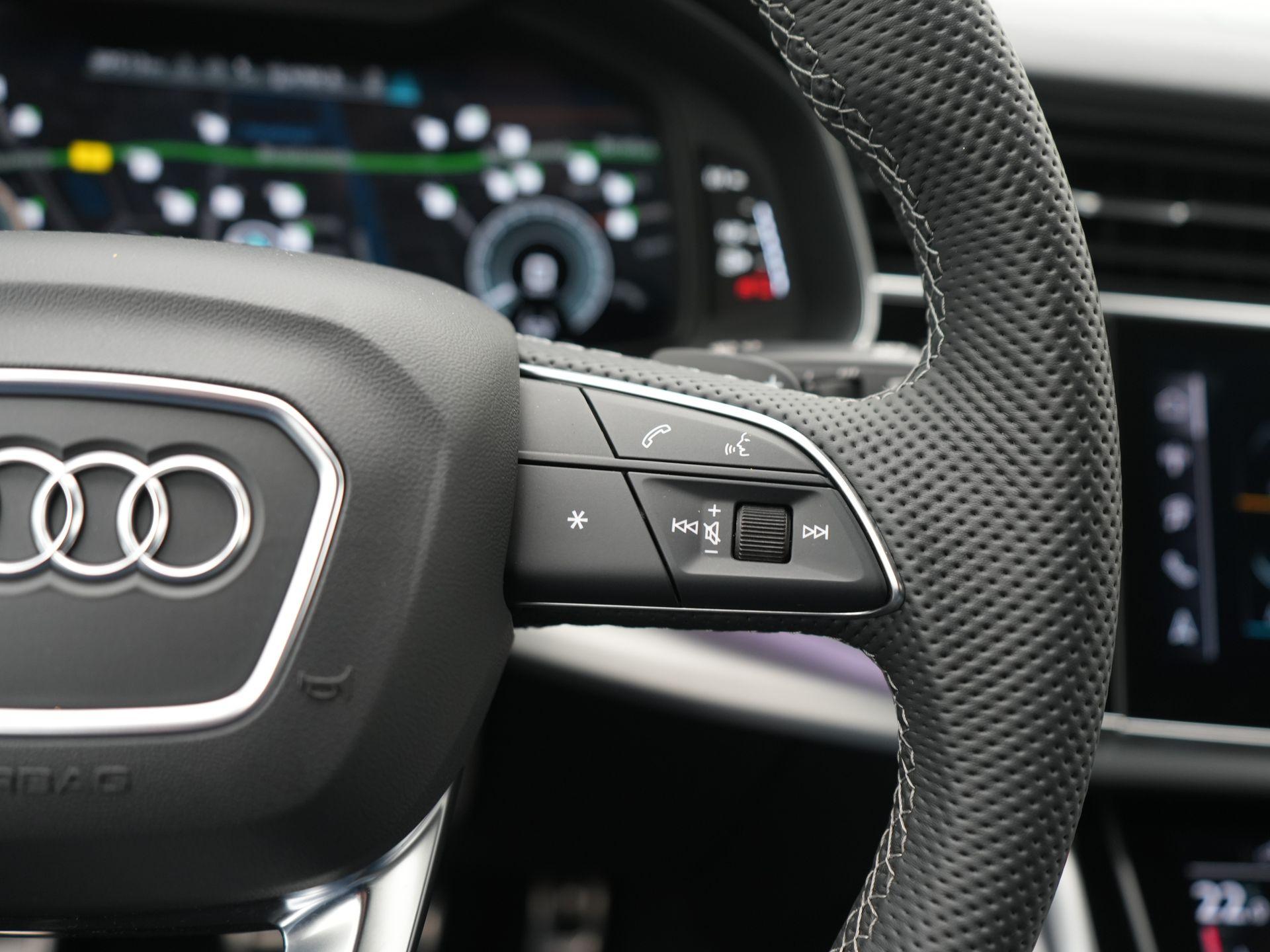 Foto van Audi Q8 55 TFSI E