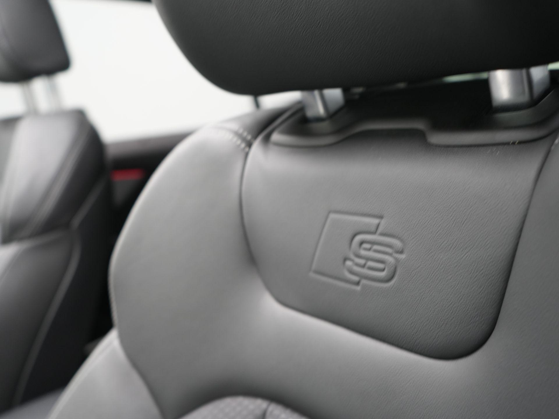 Foto van Audi Q8 55 TFSI E