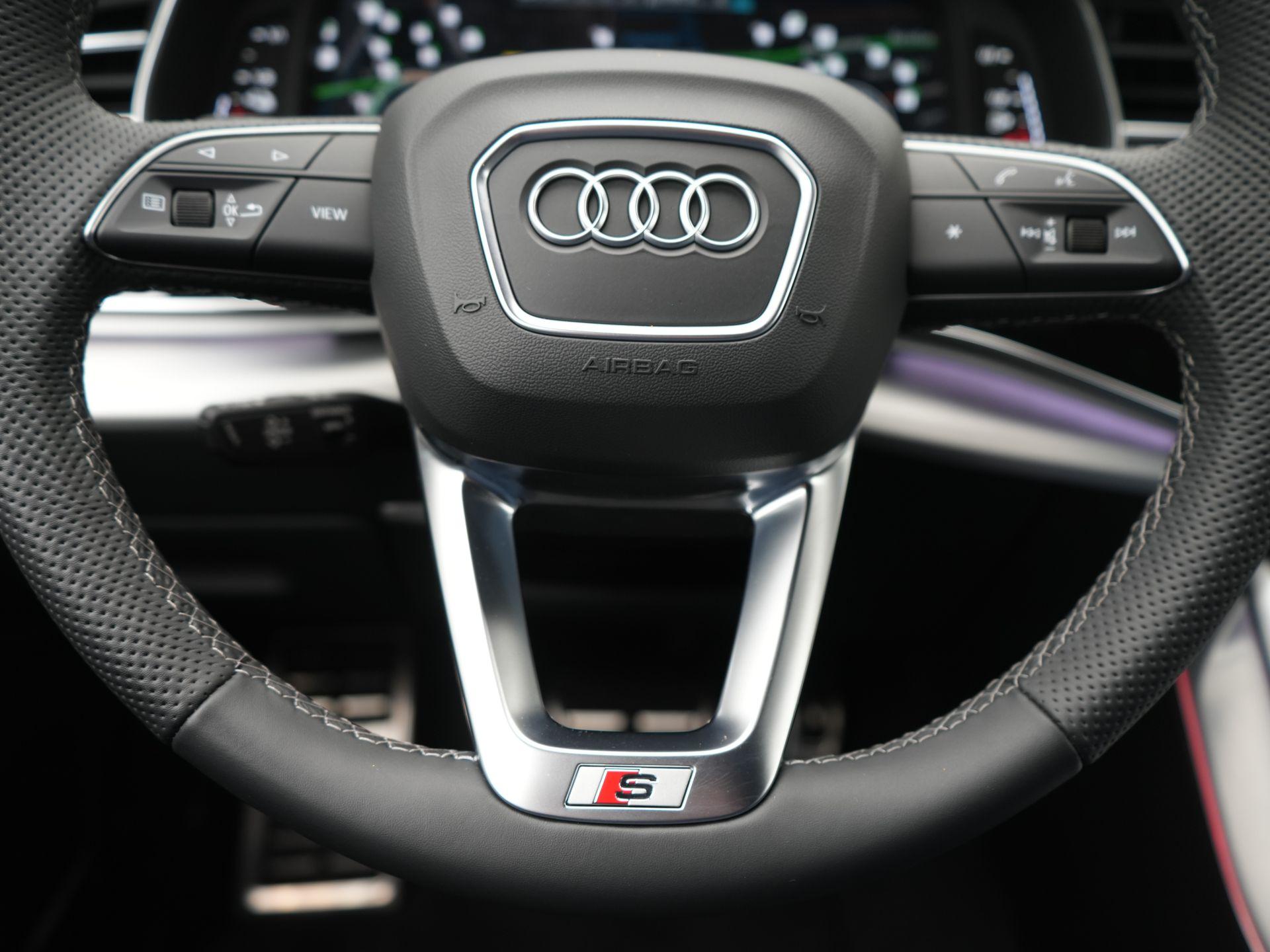 Foto van Audi Q8 55 TFSI E
