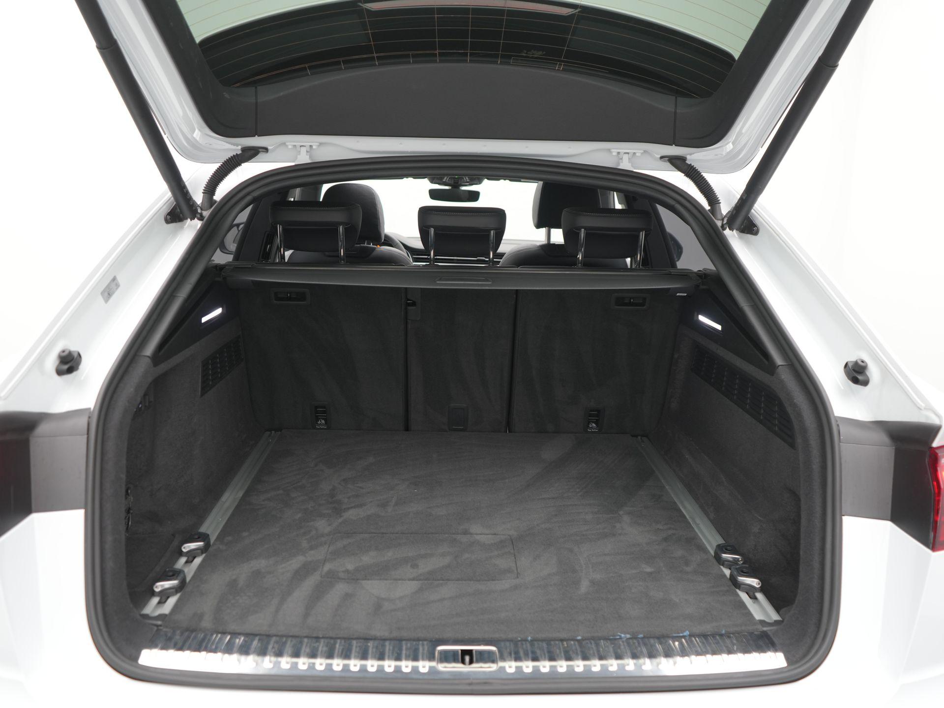 Foto van Audi Q8 55 TFSI E