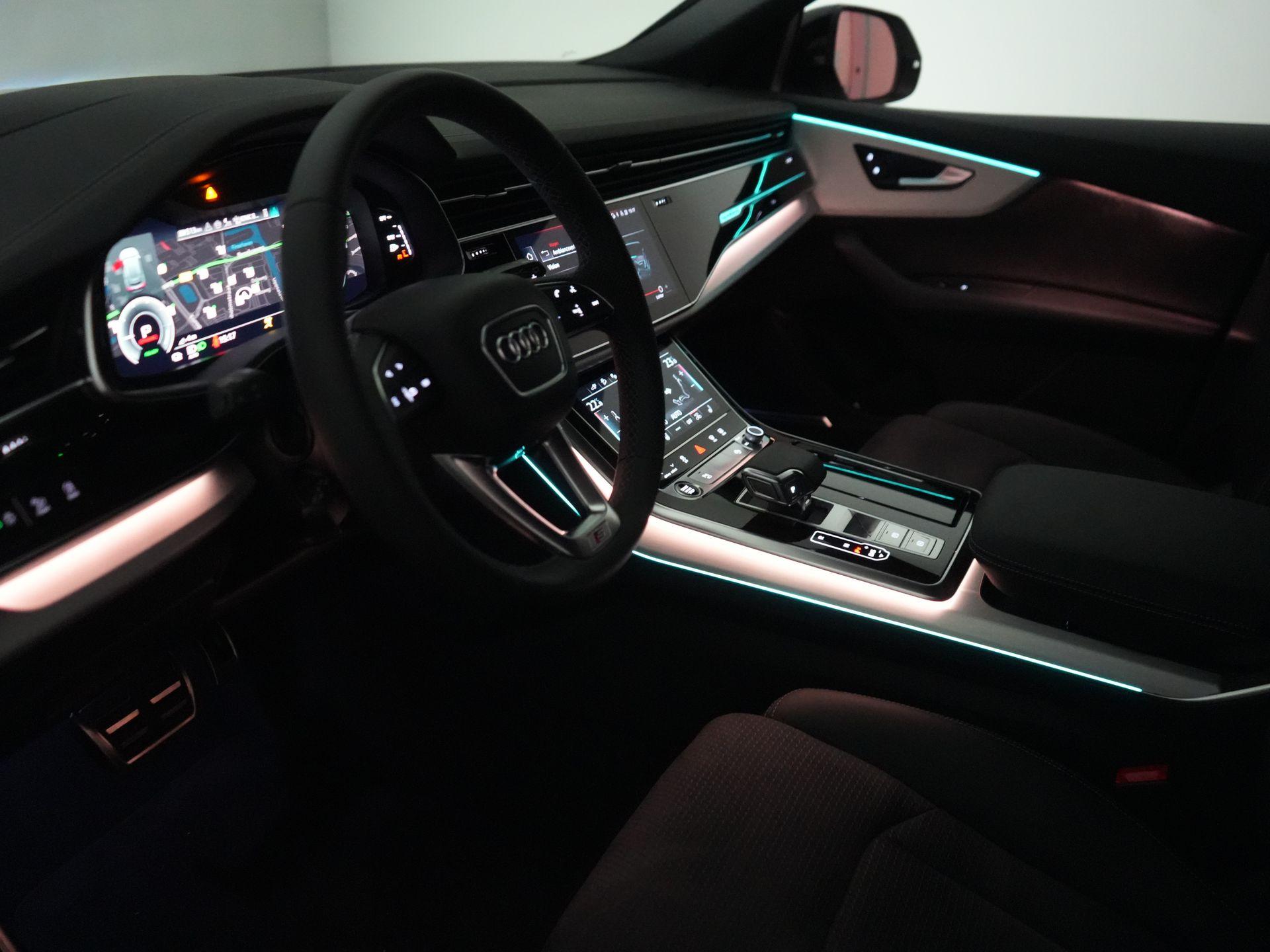 Foto van Audi Q8 55 TFSI E