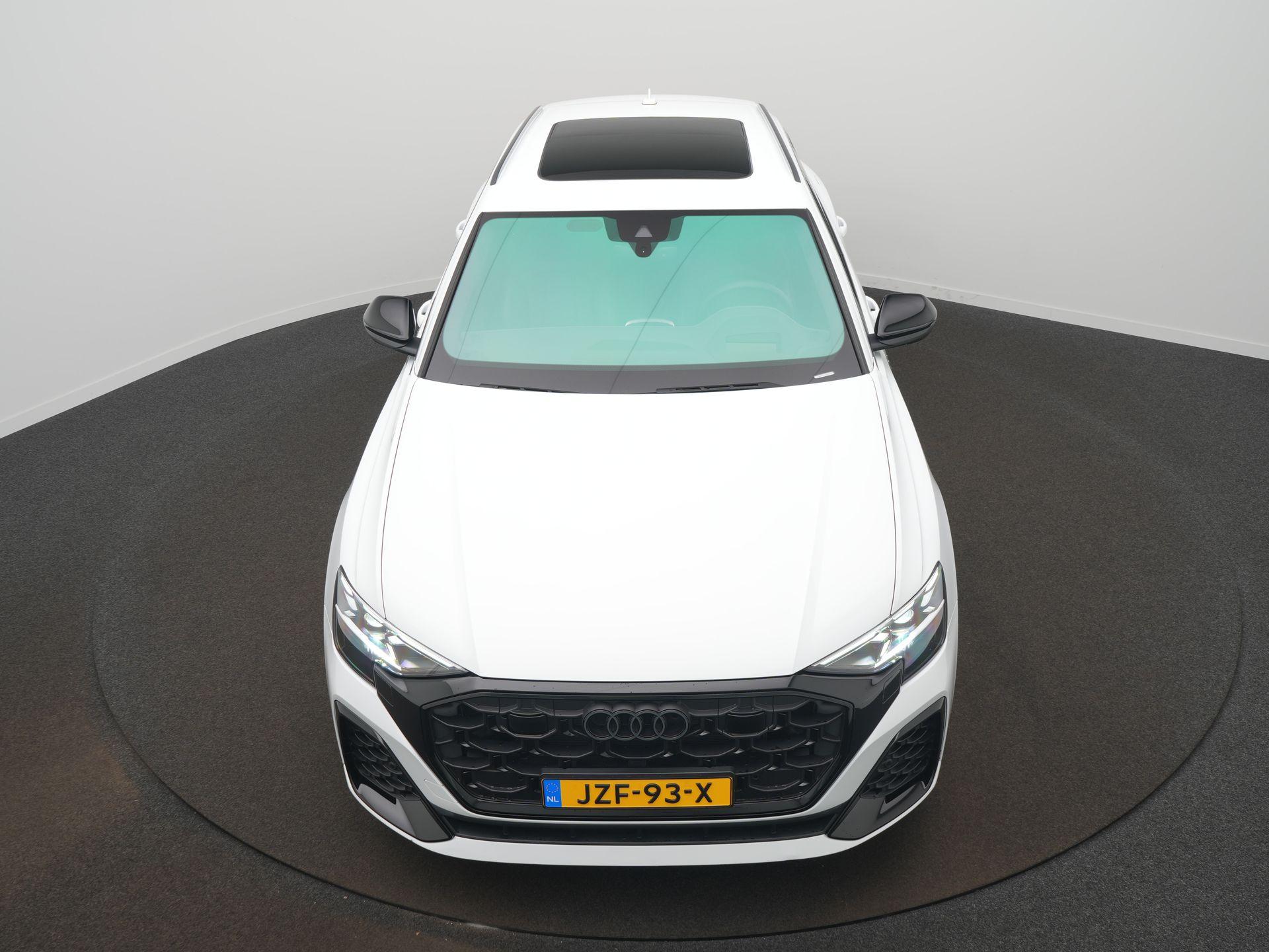 Foto van Audi Q8 55 TFSI E