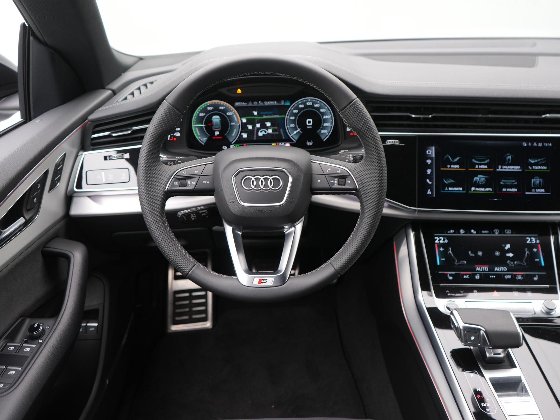 Foto van Audi Q8 55 TFSI E