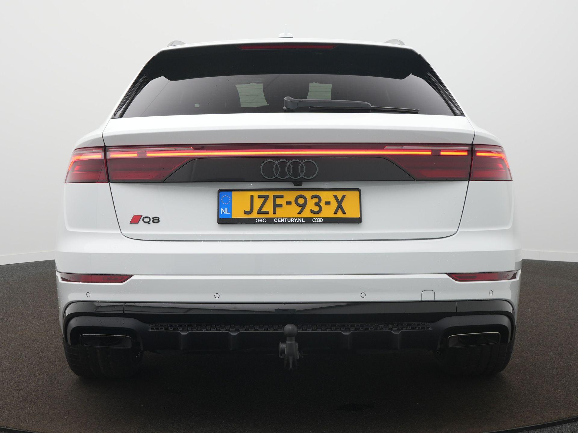 Foto van Audi Q8 55 TFSI E