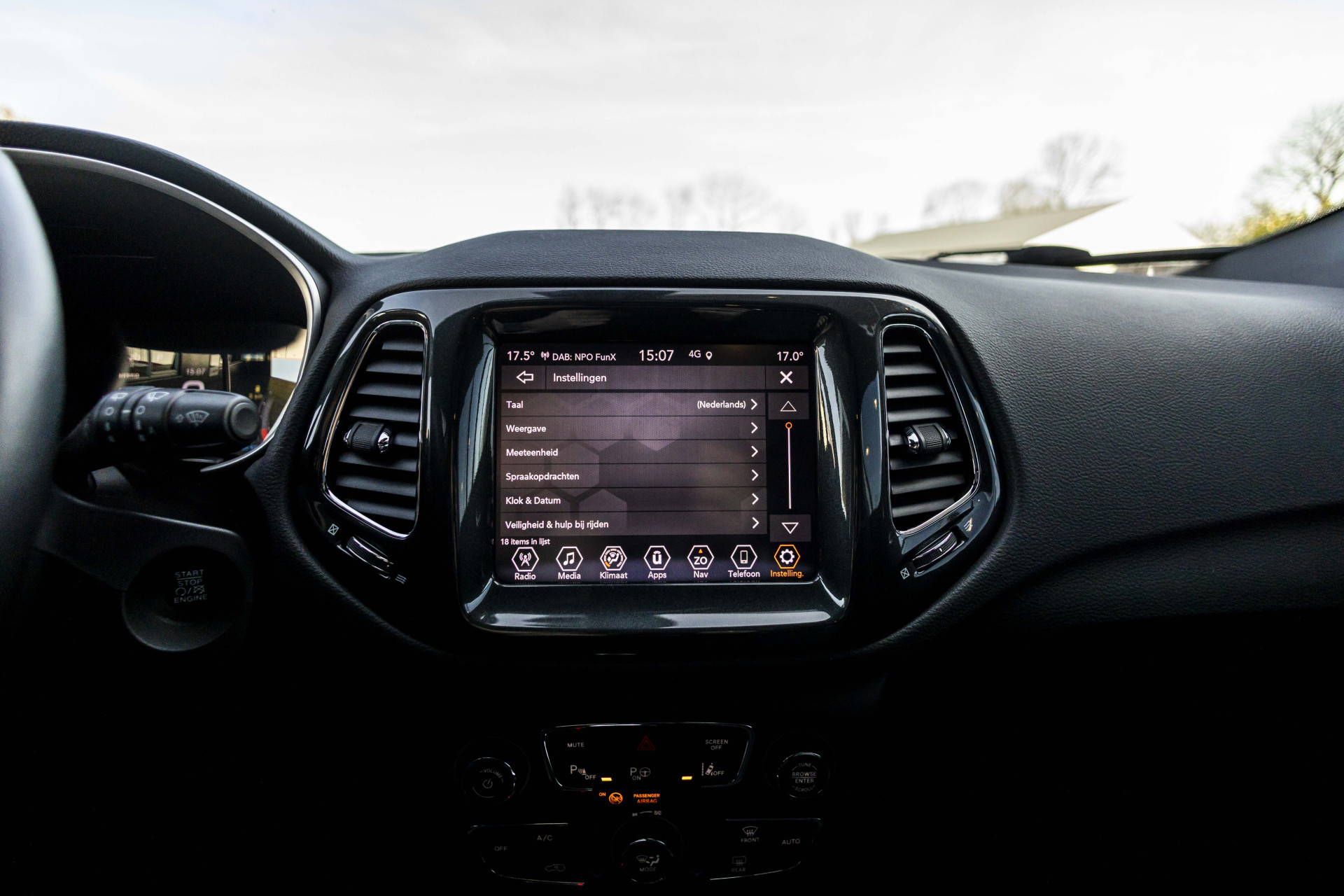 Foto van Jeep Compass