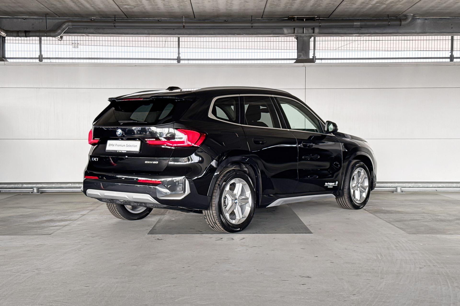 Foto van BMW Ix1 Edrive20
