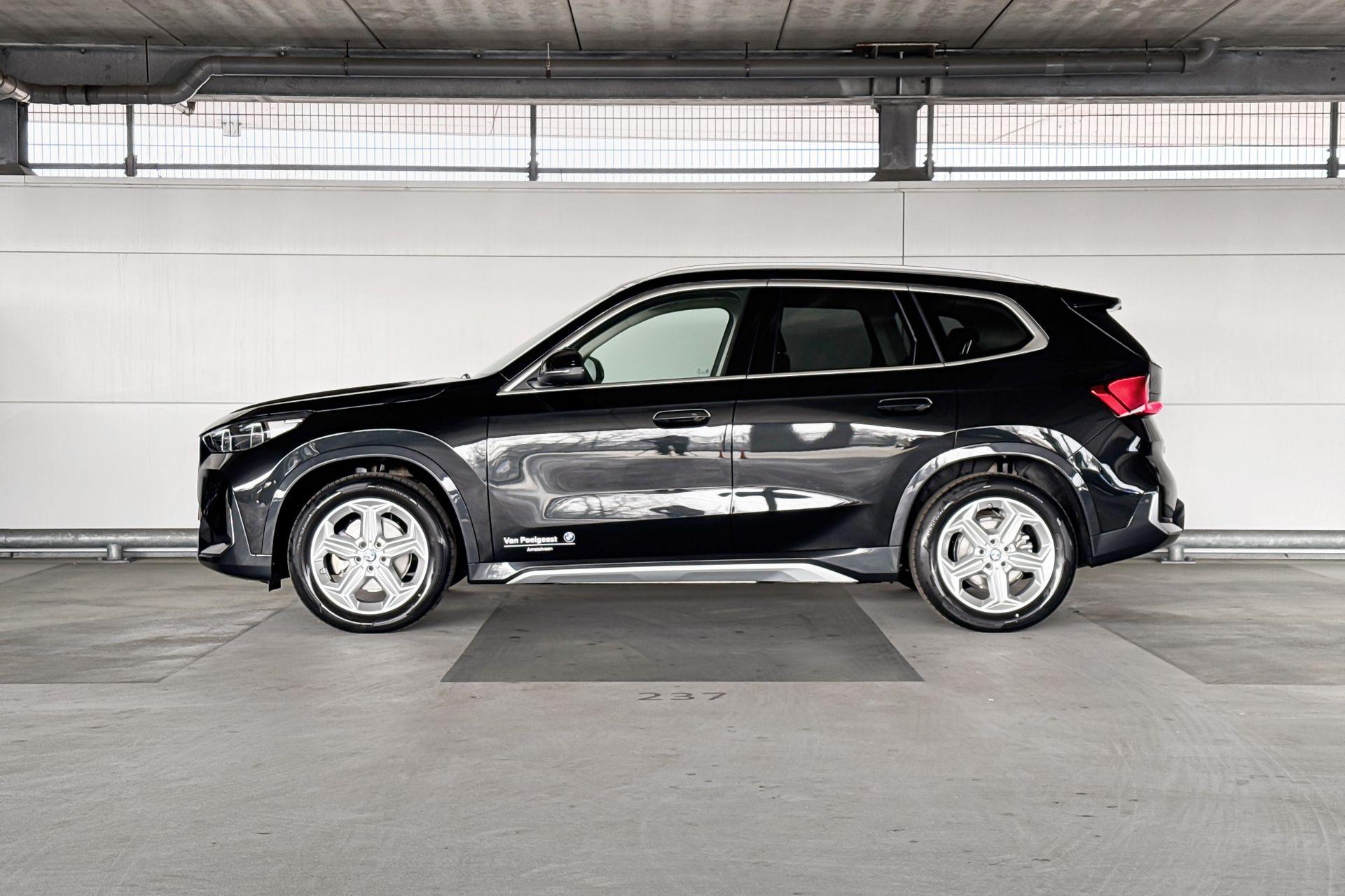 Foto van BMW Ix1 Edrive20