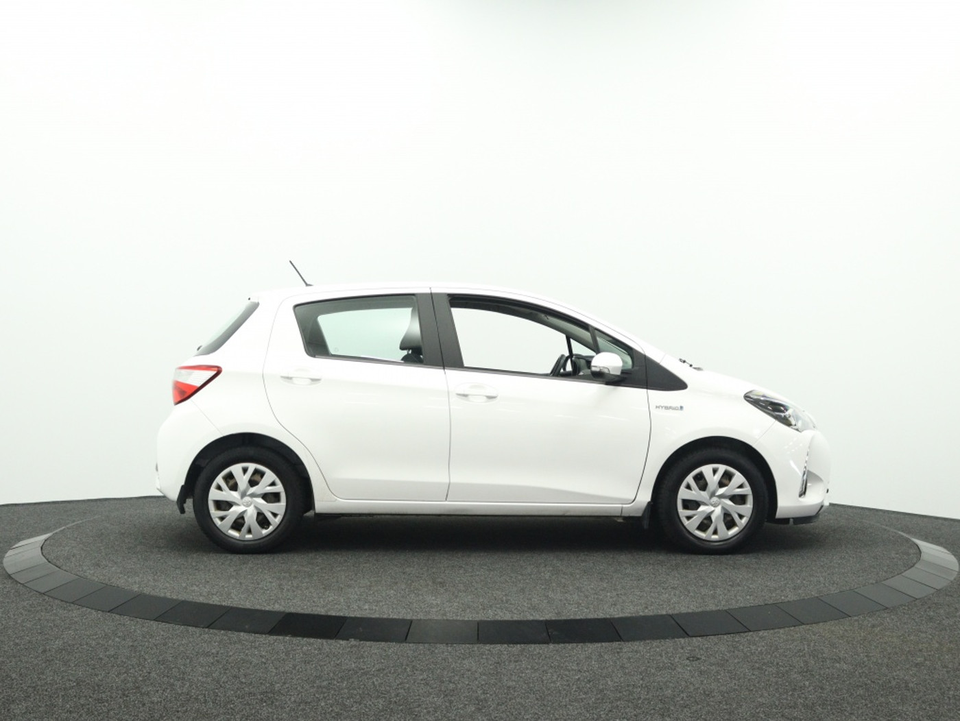 Foto van Toyota Toyota Yaris Hybrid