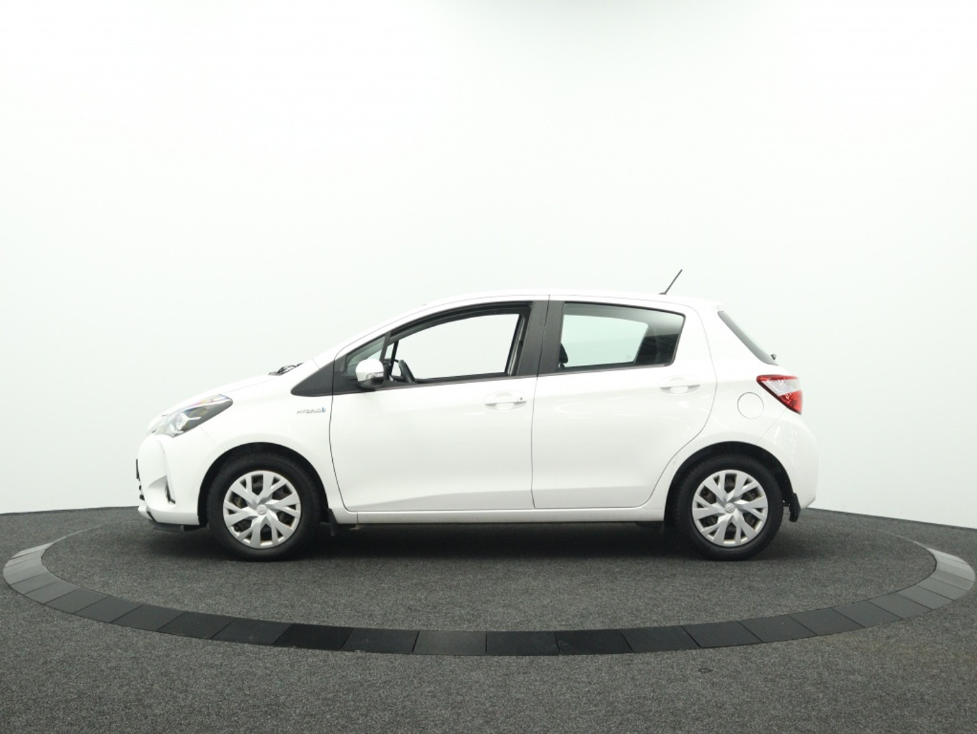 Foto van Toyota Toyota Yaris Hybrid