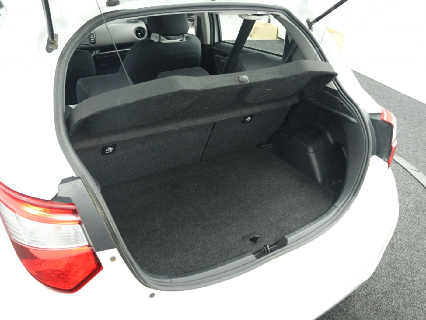 Foto van Toyota Toyota Yaris Hybrid