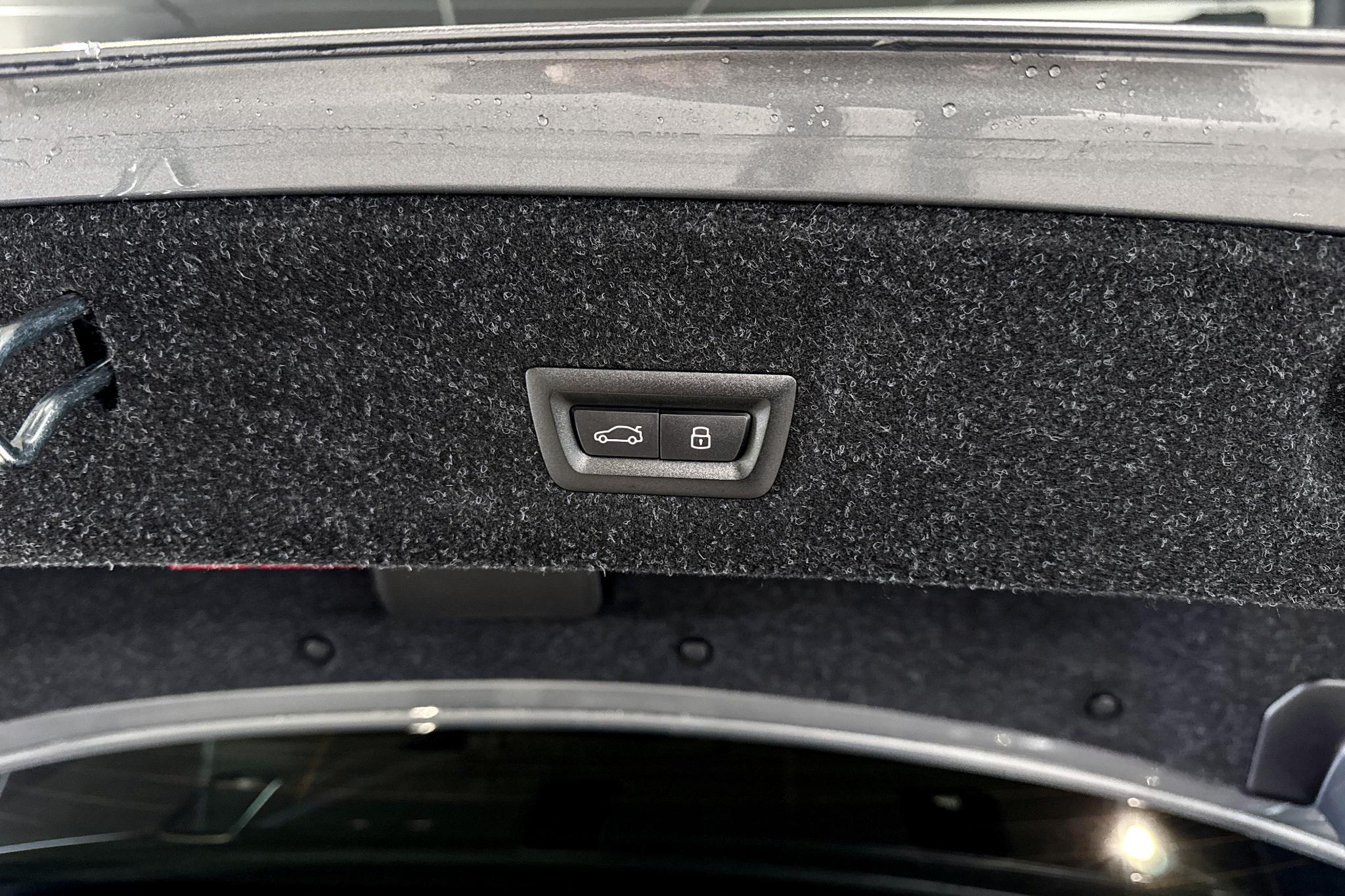 Foto van BMW 330e