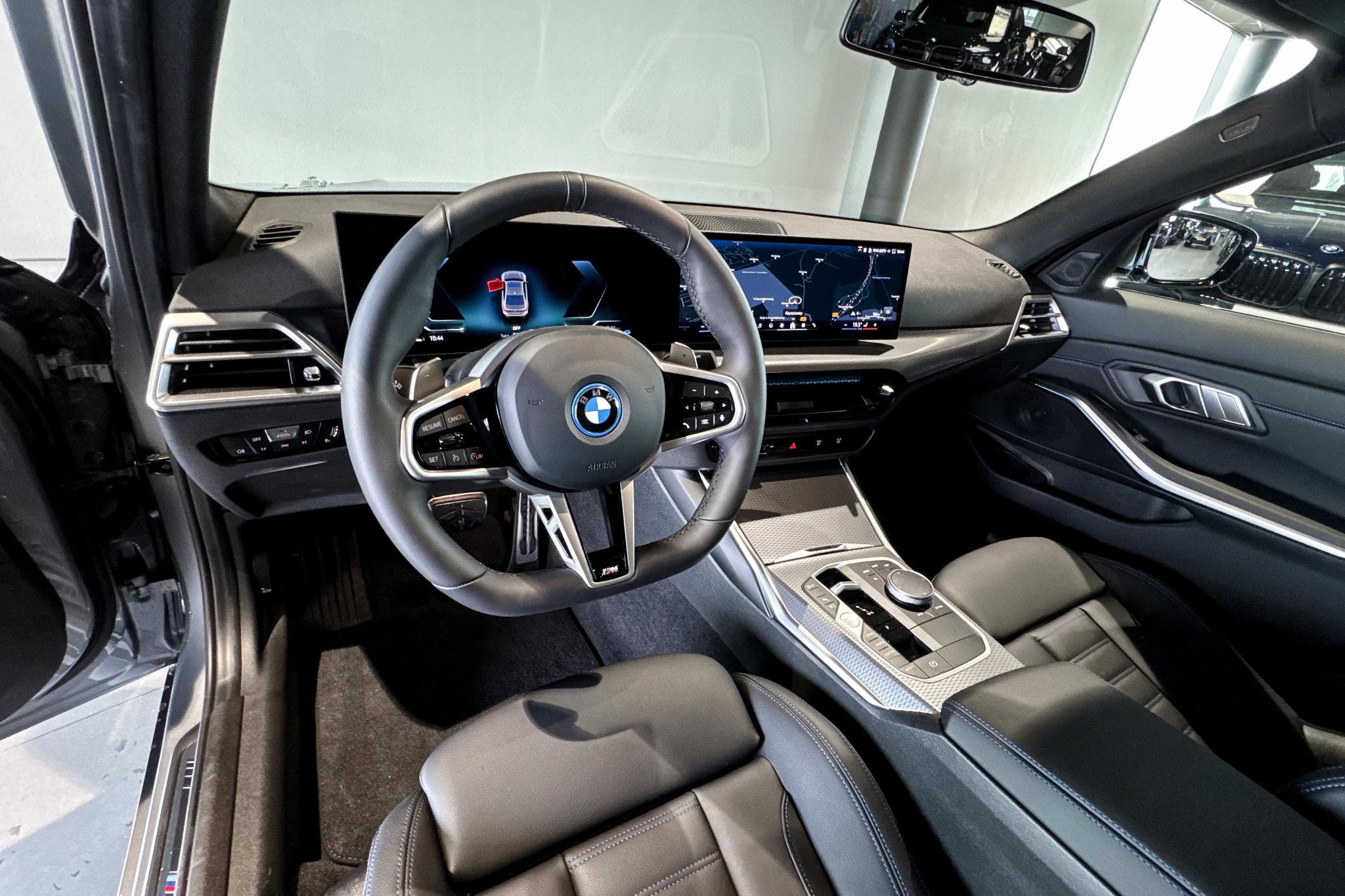 Foto van BMW 330e