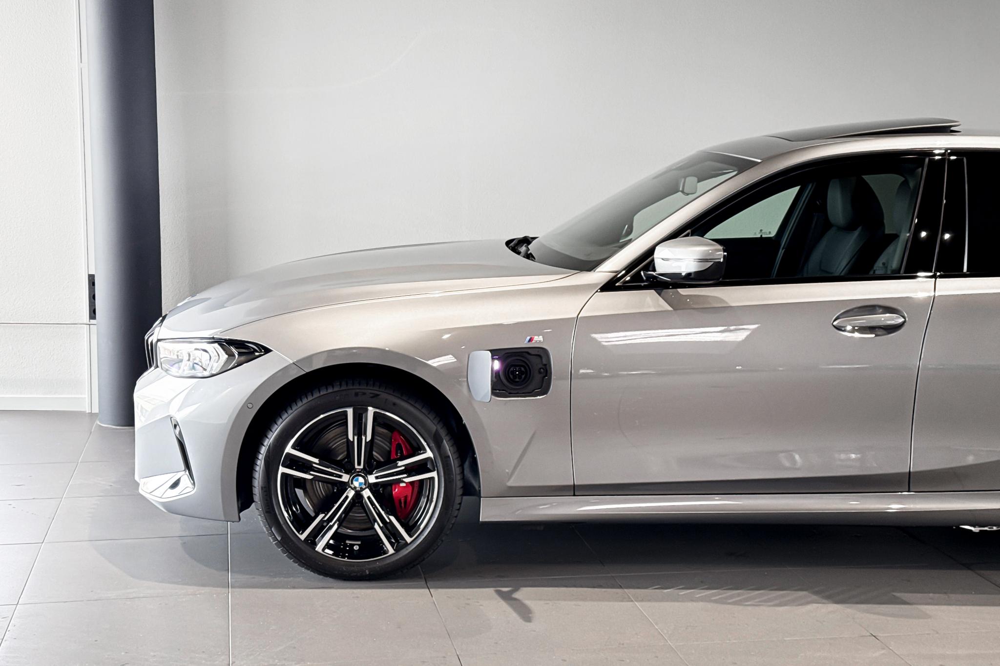 Foto van BMW 330e