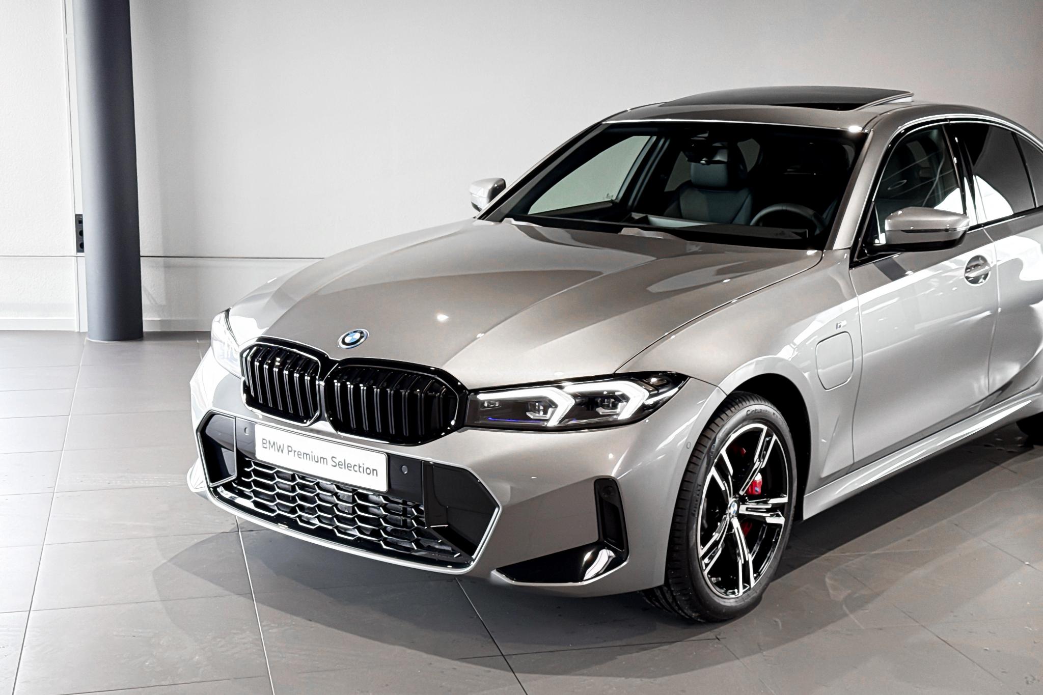Foto van BMW 330e