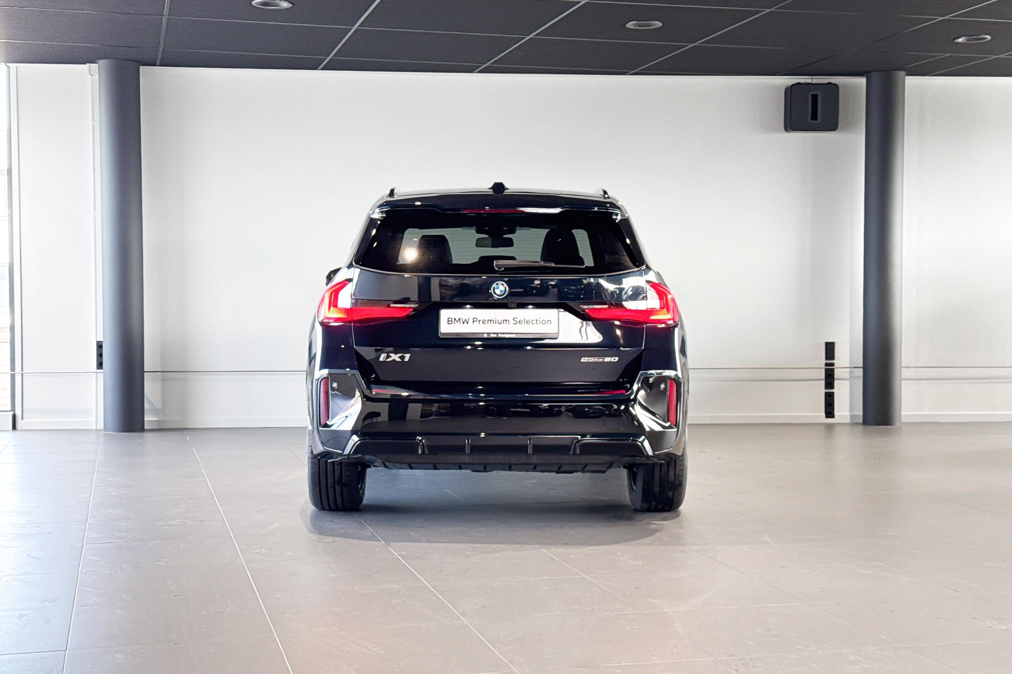 Foto van BMW Ix1 Edrive20
