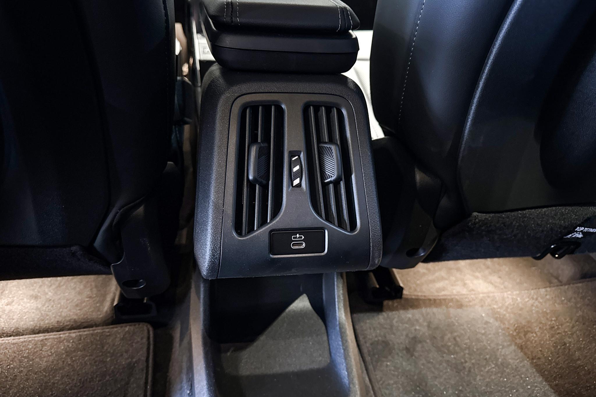 Foto van BMW Ix1 Edrive20