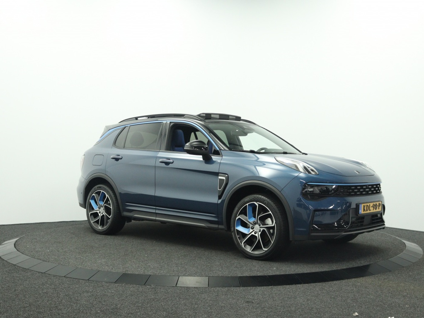 Foto van Lynk&co LYNK & Co 01