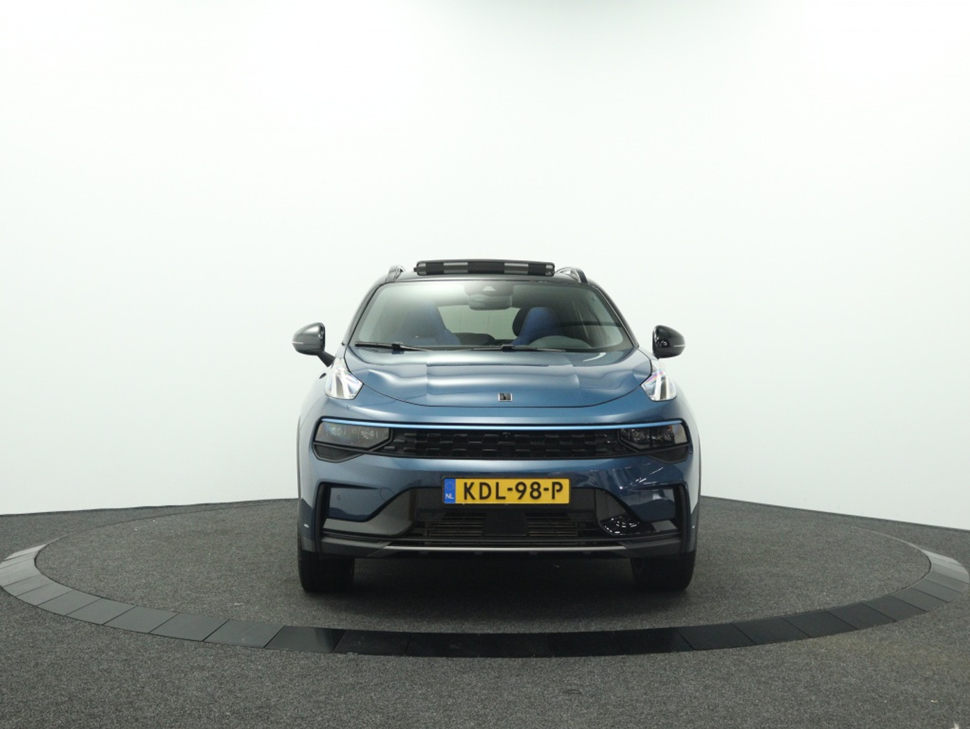 Foto van Lynk&co LYNK & Co 01