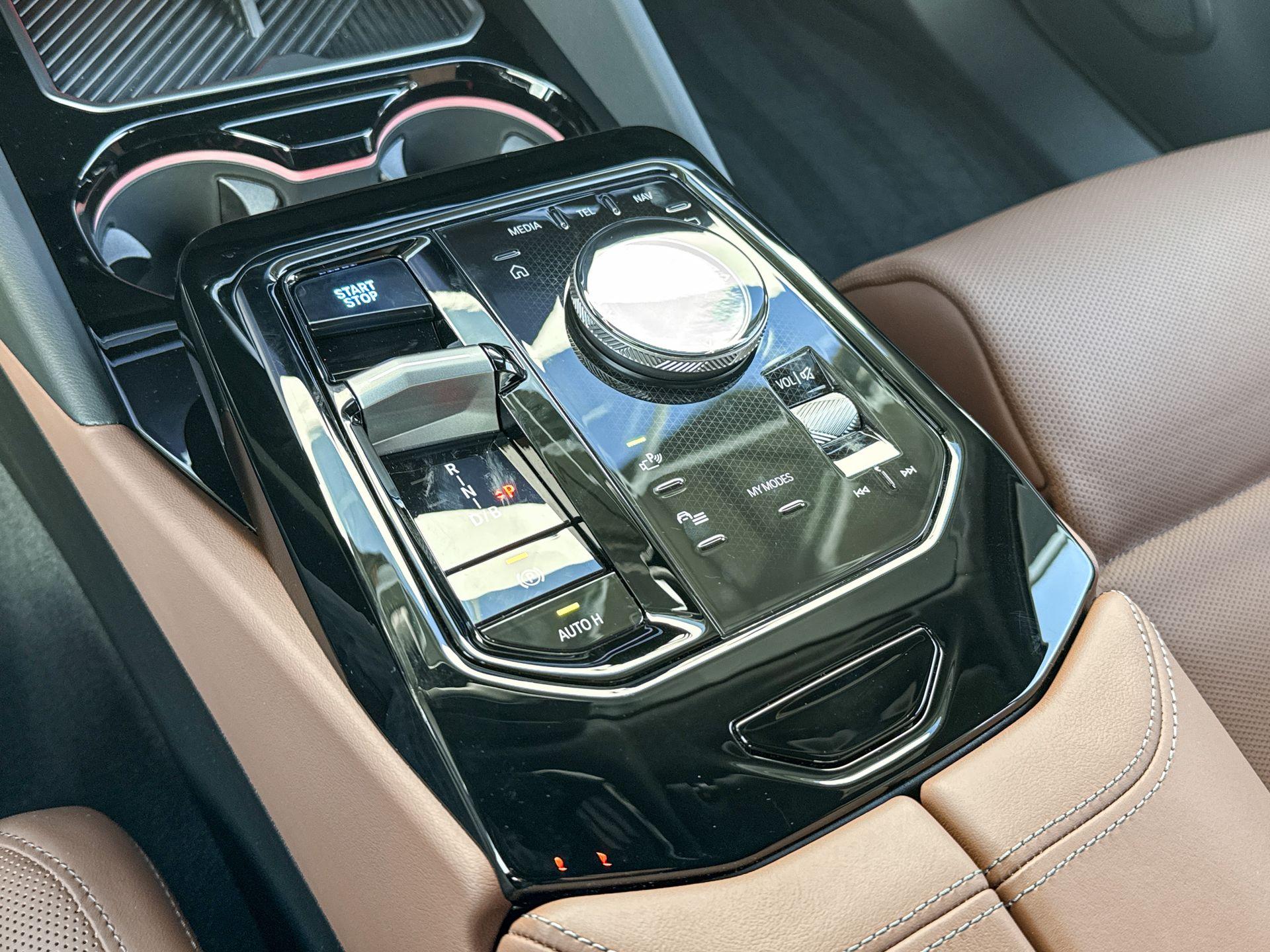 Foto van BMW I5 M60 xDrive
