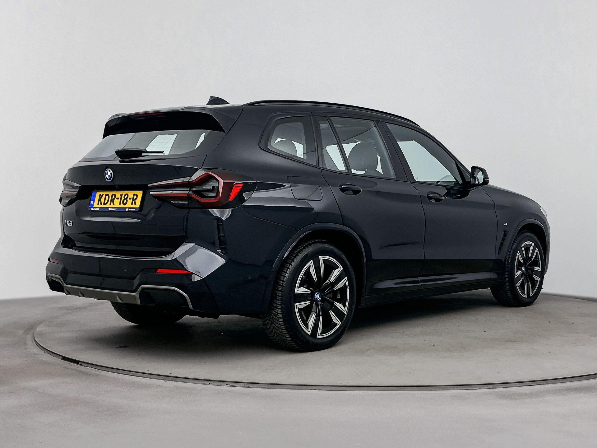 Foto van BMW Ix3