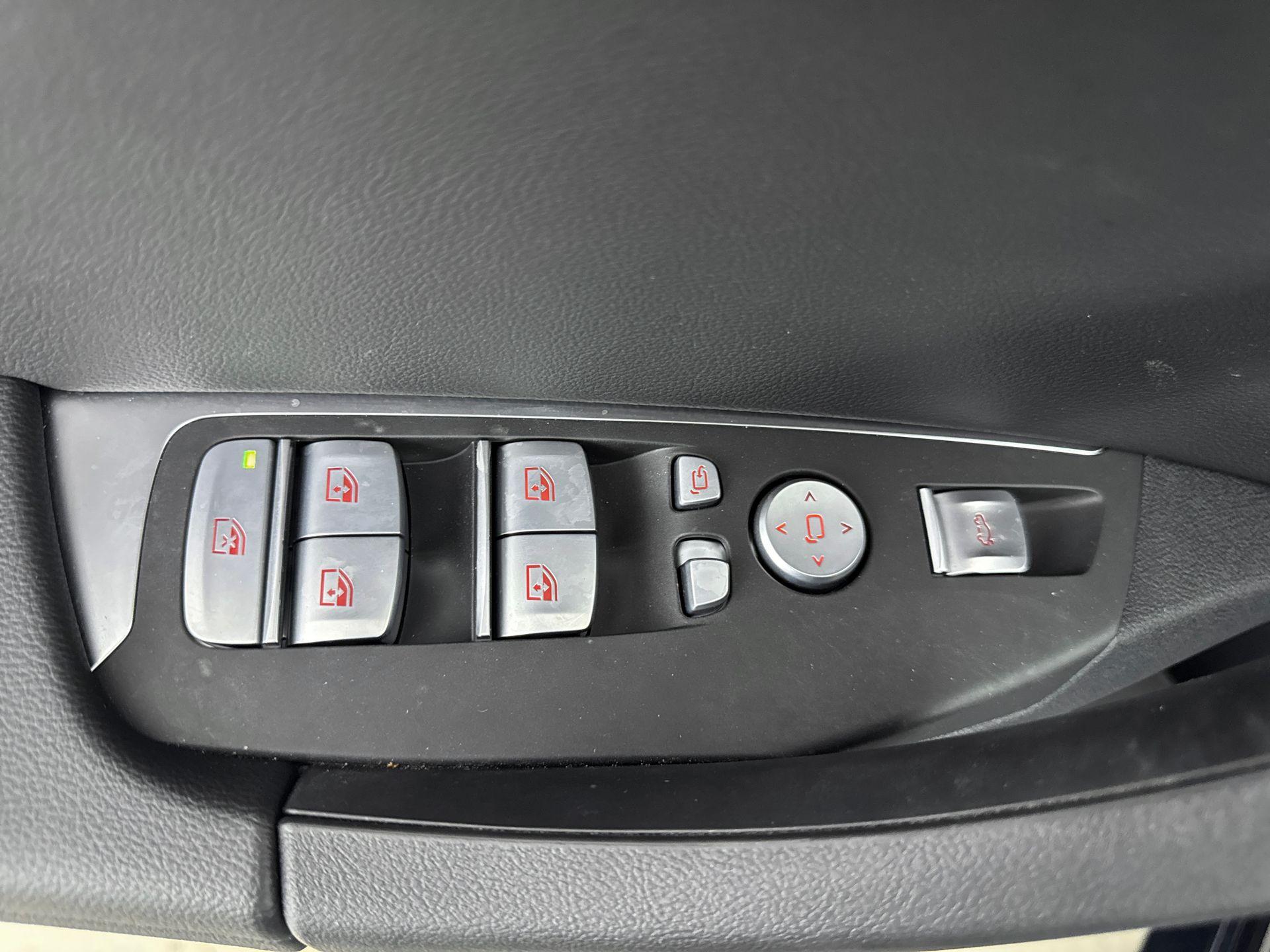 Foto van BMW Ix3
