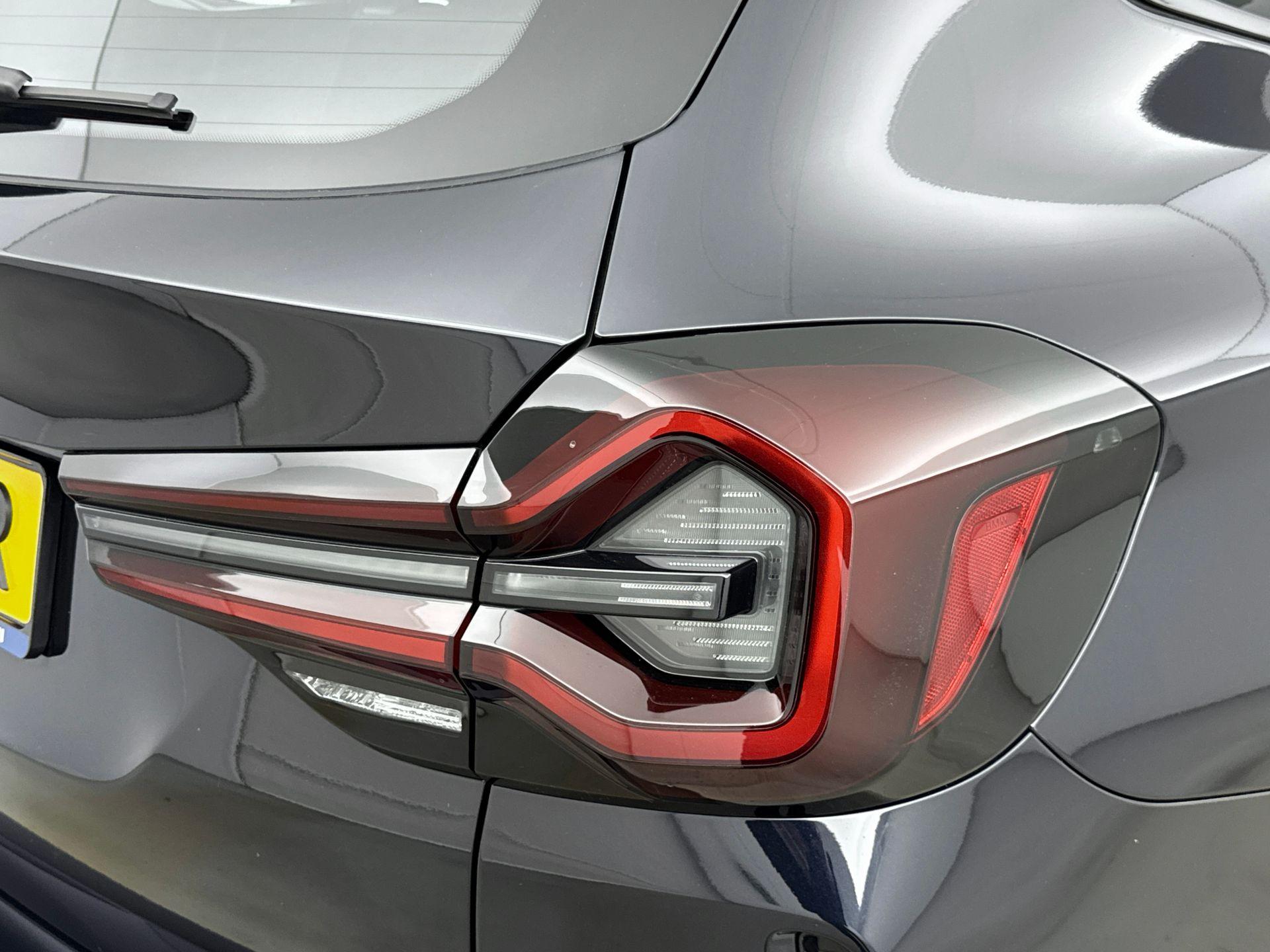 Foto van BMW Ix3