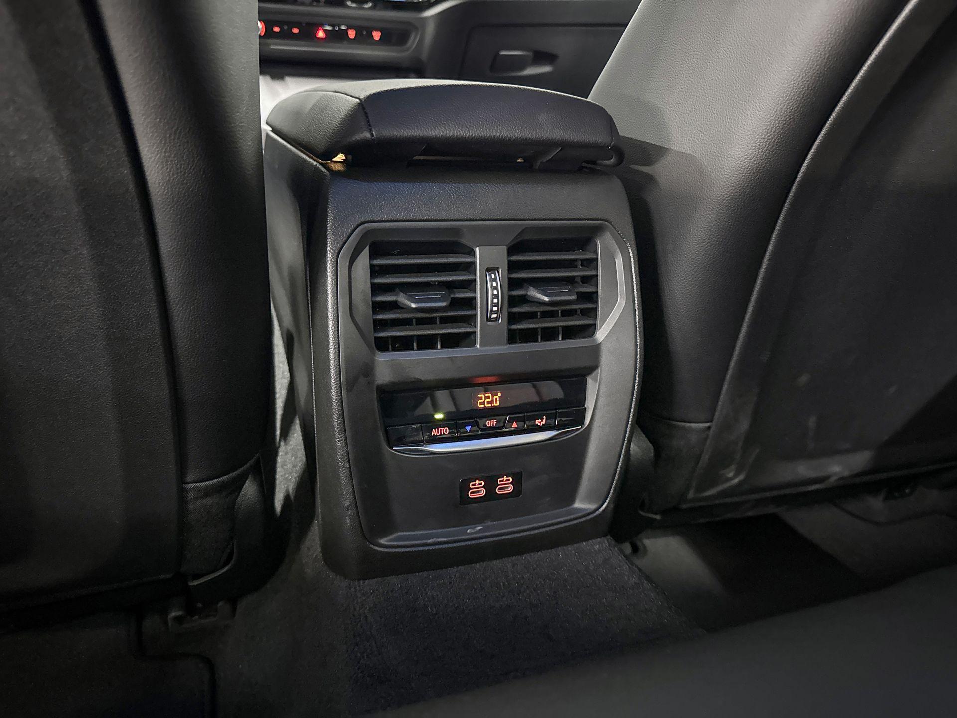 Foto van BMW 330e