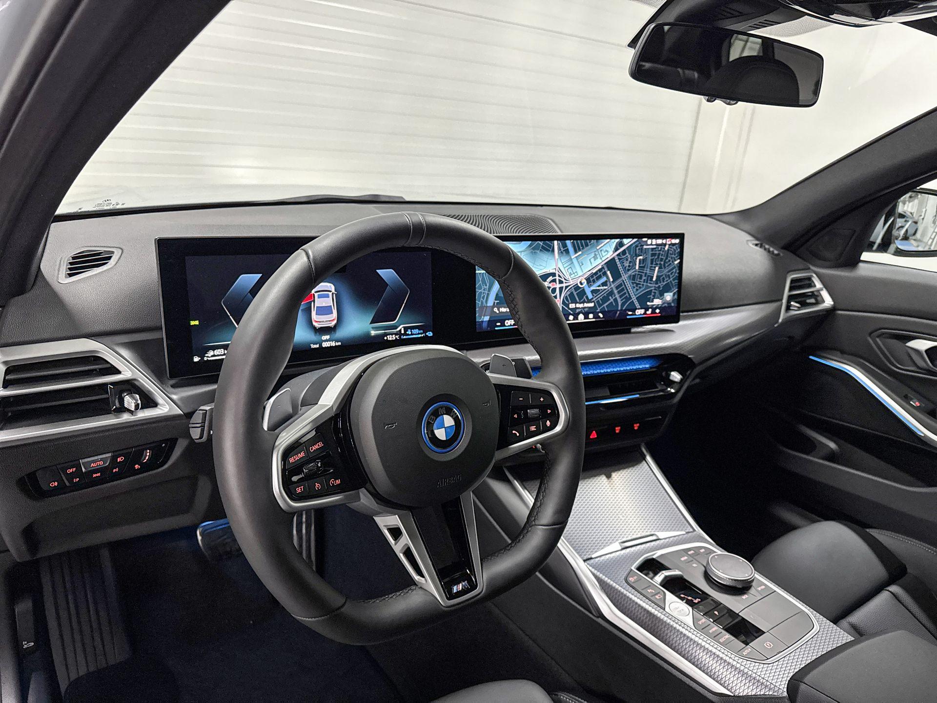 Foto van BMW 330e