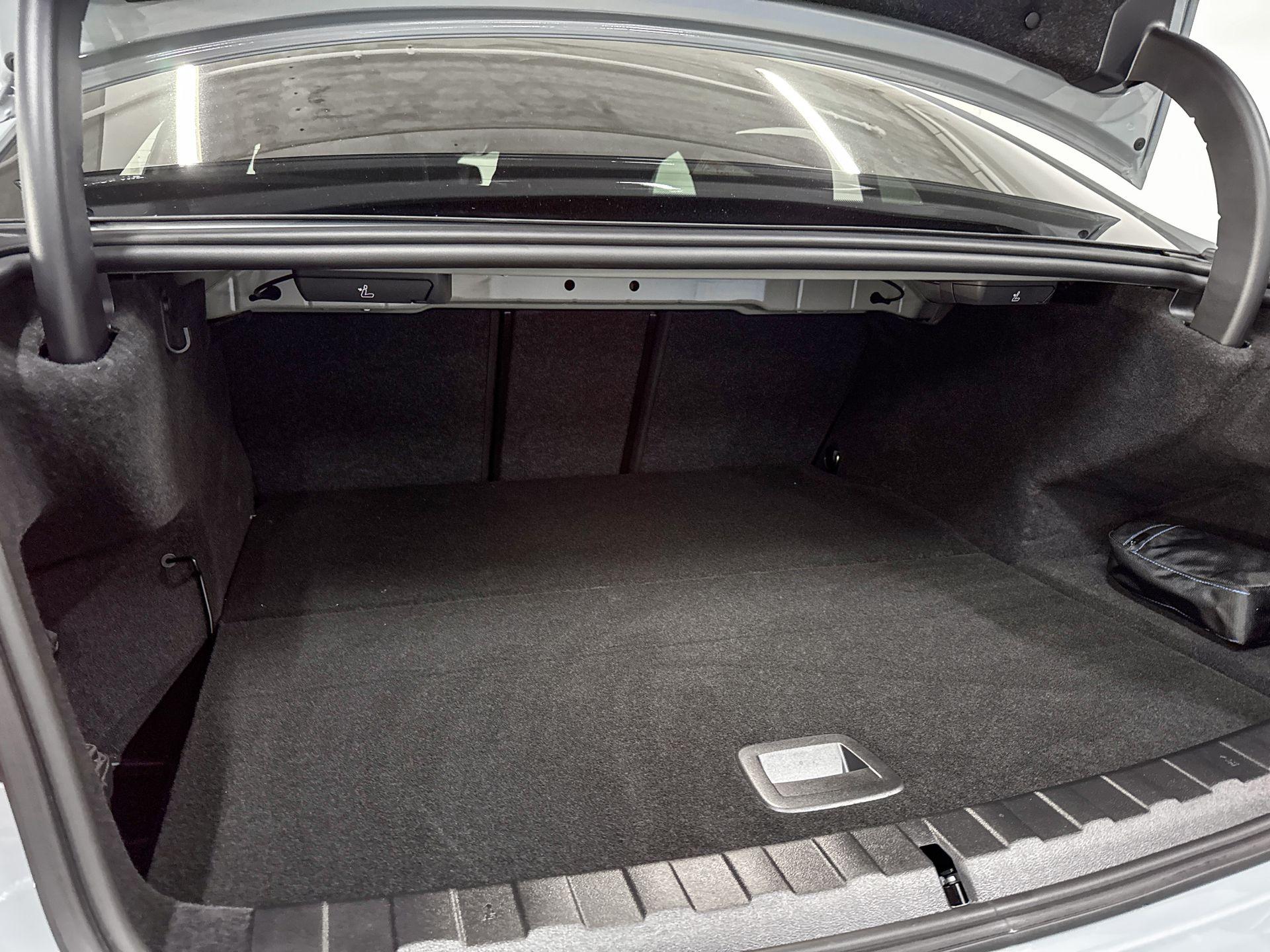 Foto van BMW 330e