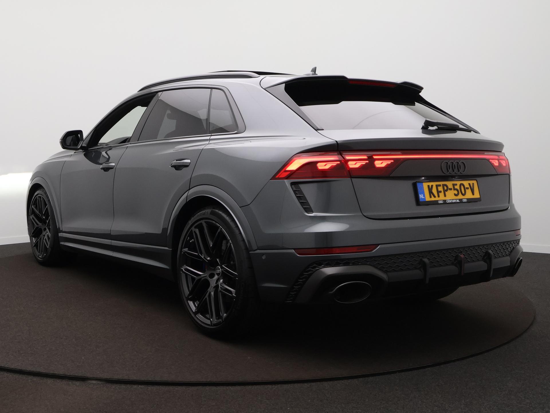 Foto van Audi RS Q8