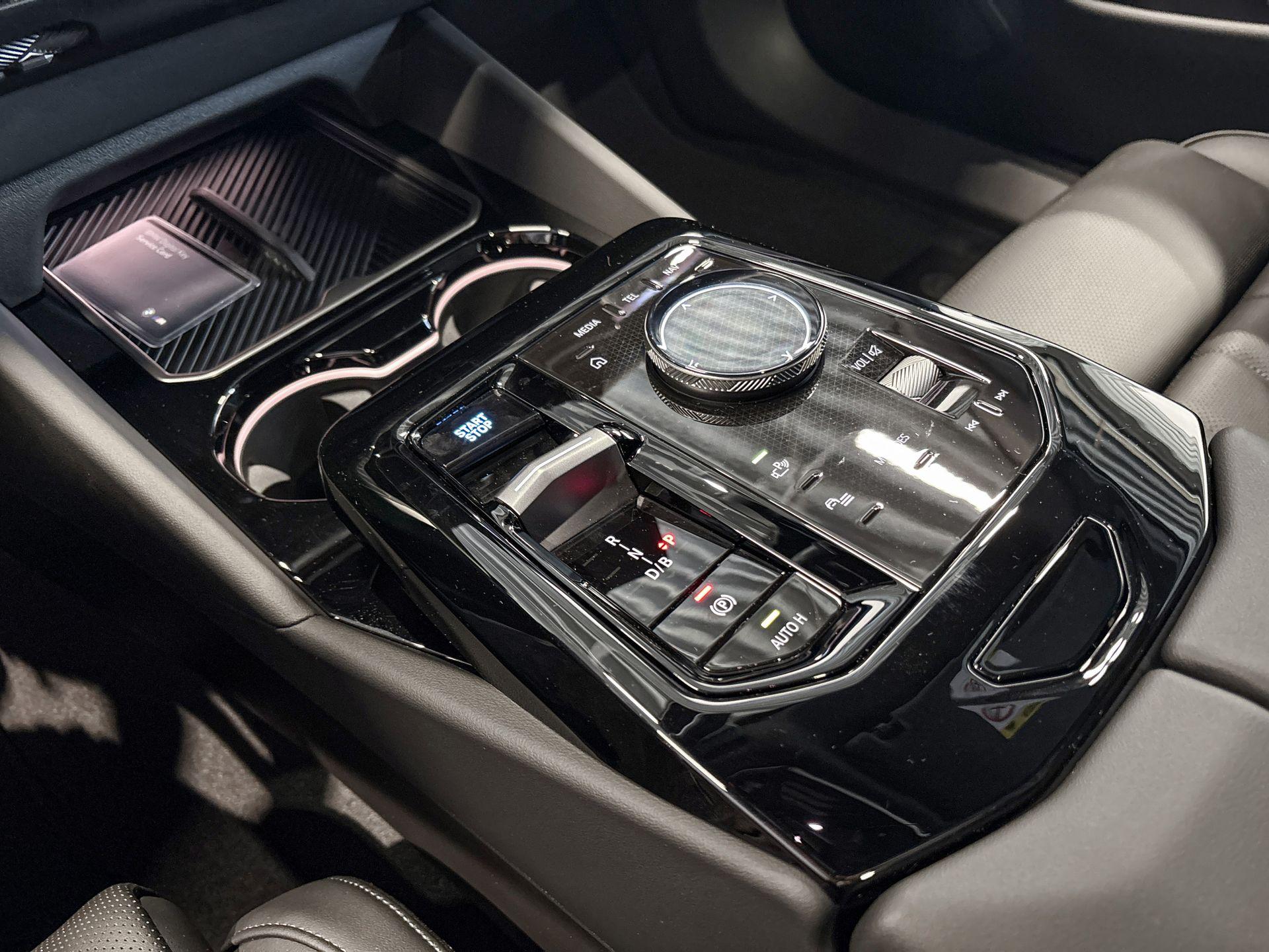 Foto van BMW I5 Edrive40
