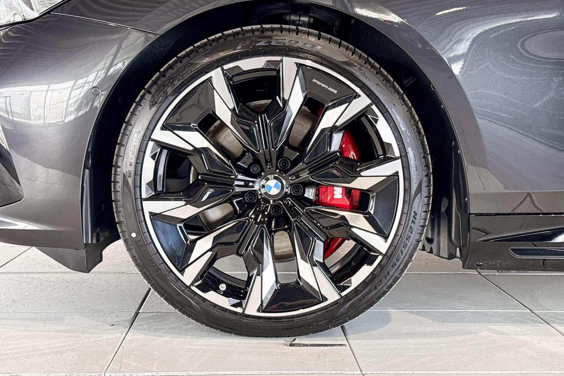 Foto van BMW I5 Edrive40