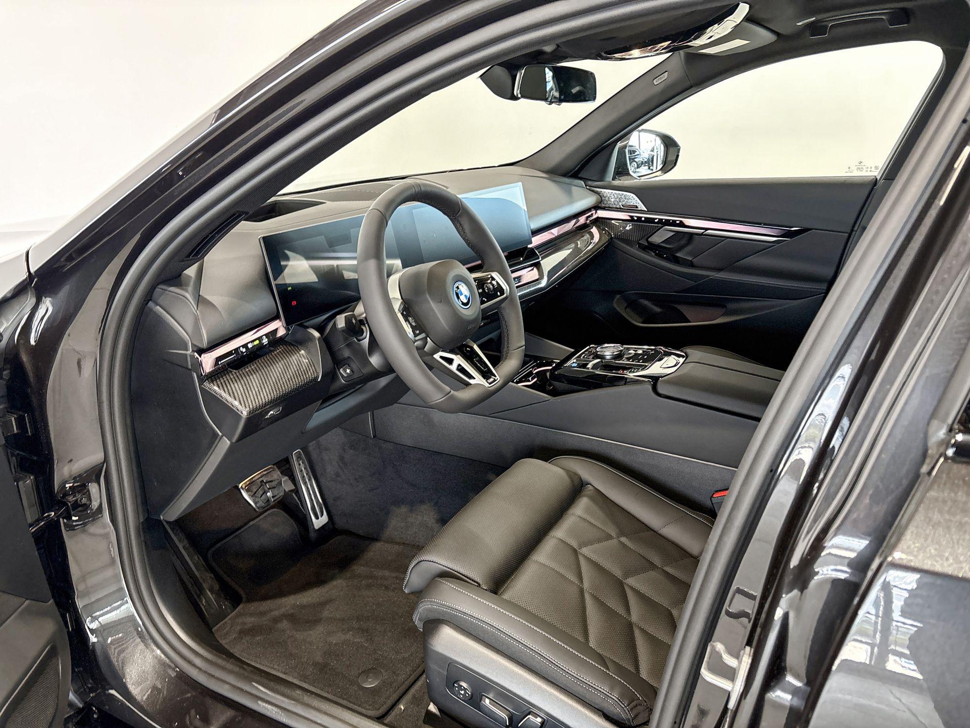 Foto van BMW I5 Edrive40