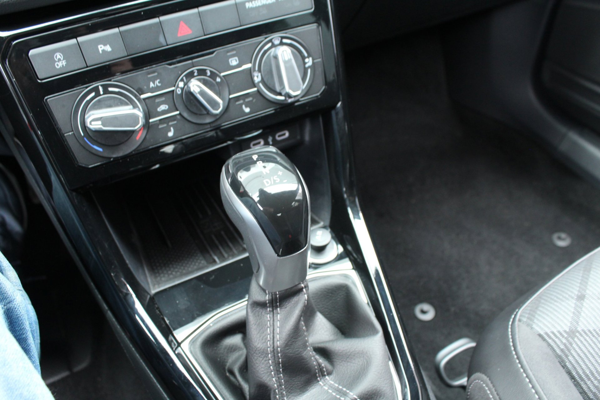 Foto van Volkswagen T-cross