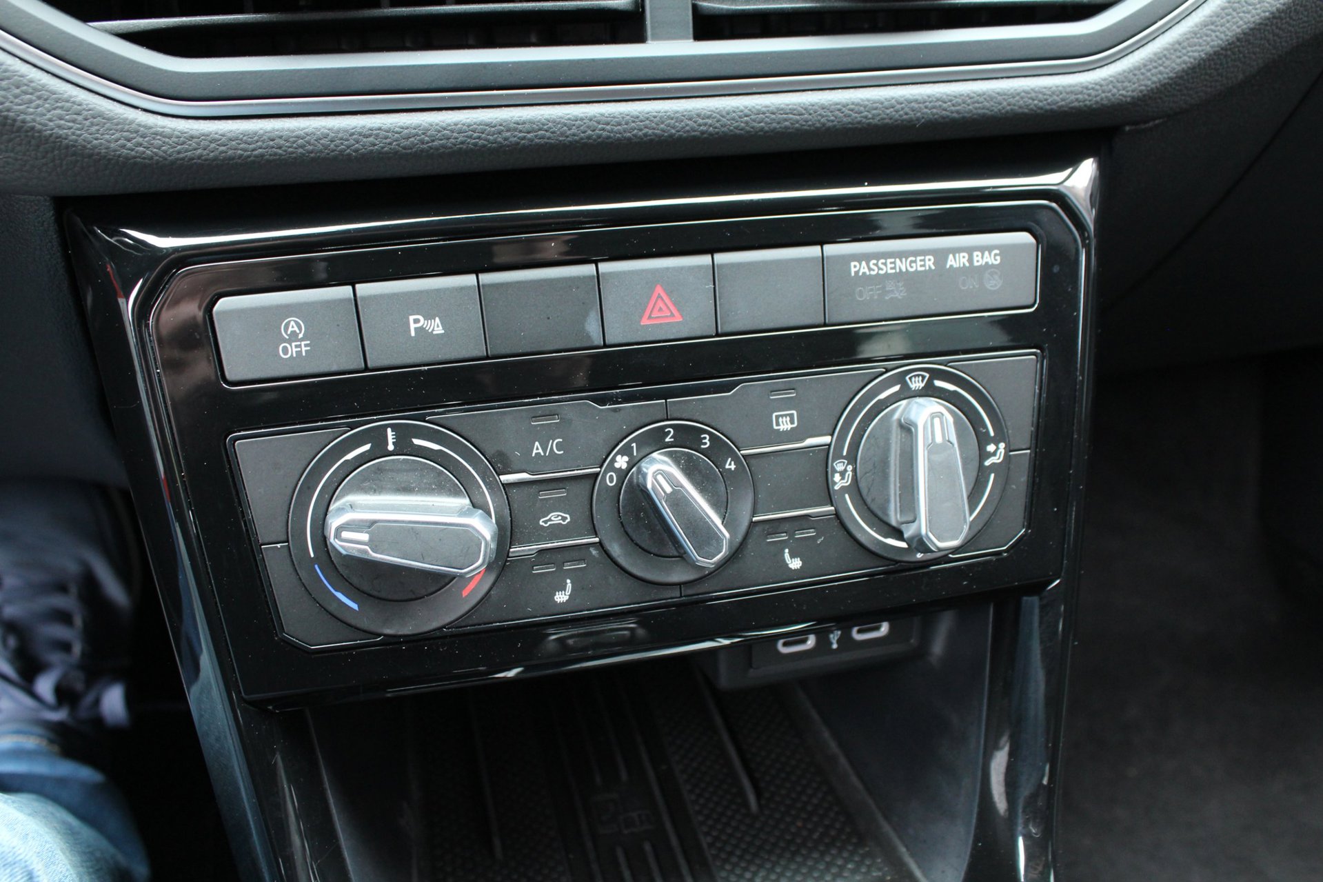Foto van Volkswagen T-cross