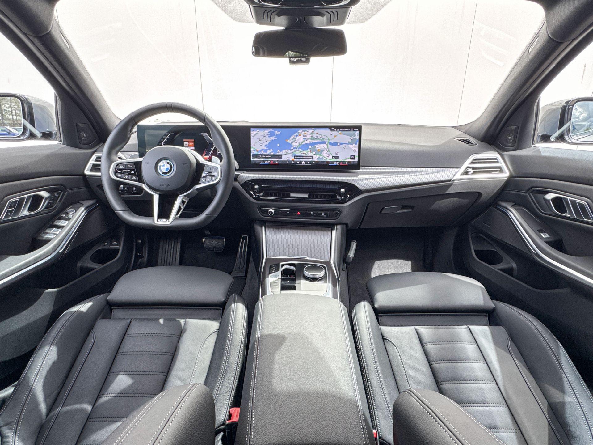 Foto van BMW 330e