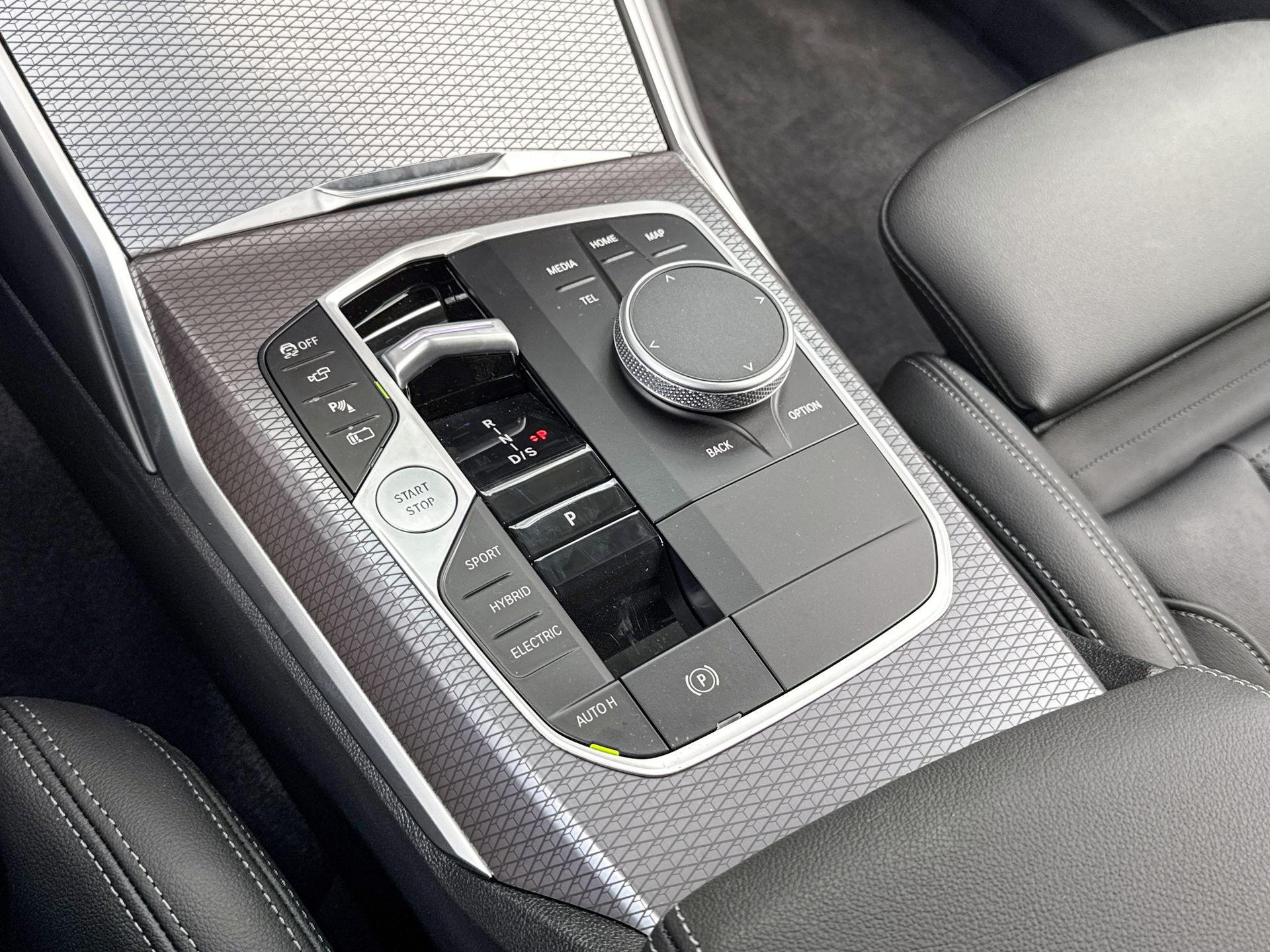 Foto van BMW 330e