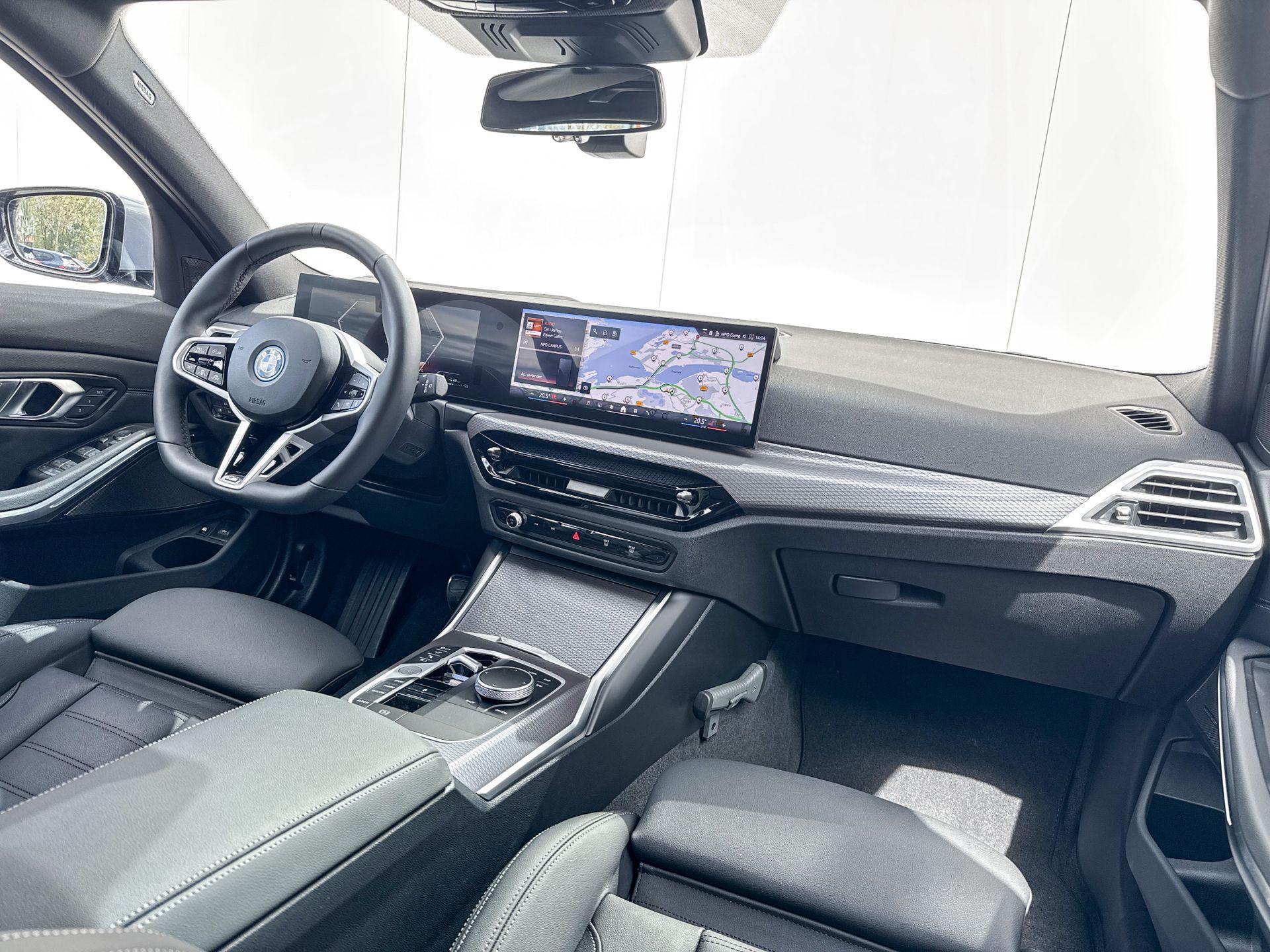Foto van BMW 330e