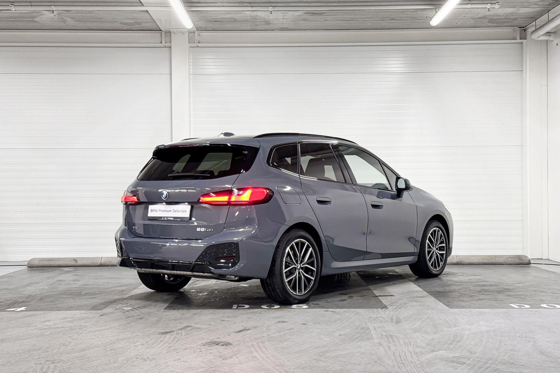 Foto van BMW 225e xDrive Active Tourer