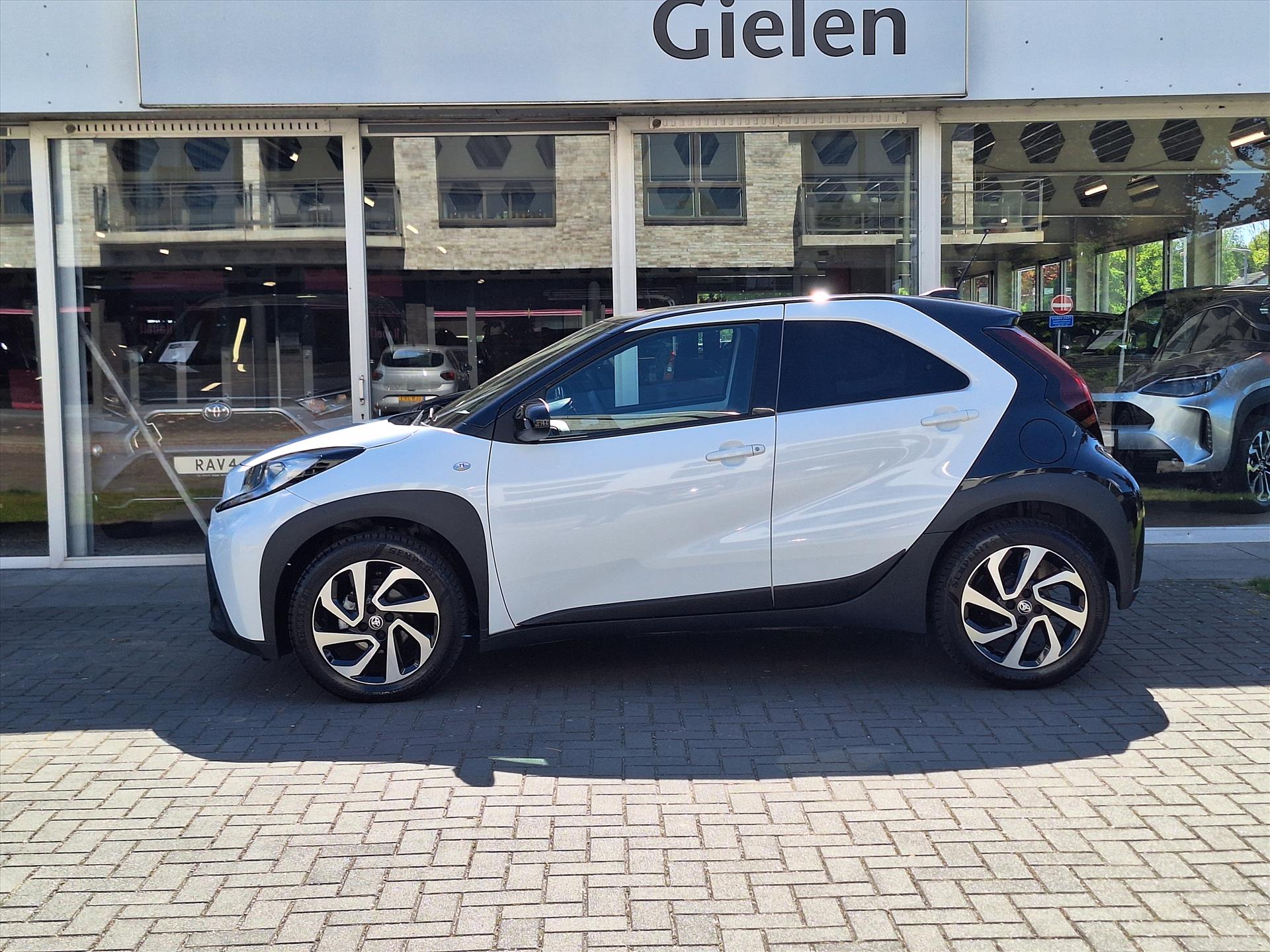 Foto van Toyota Toyota Aygo X