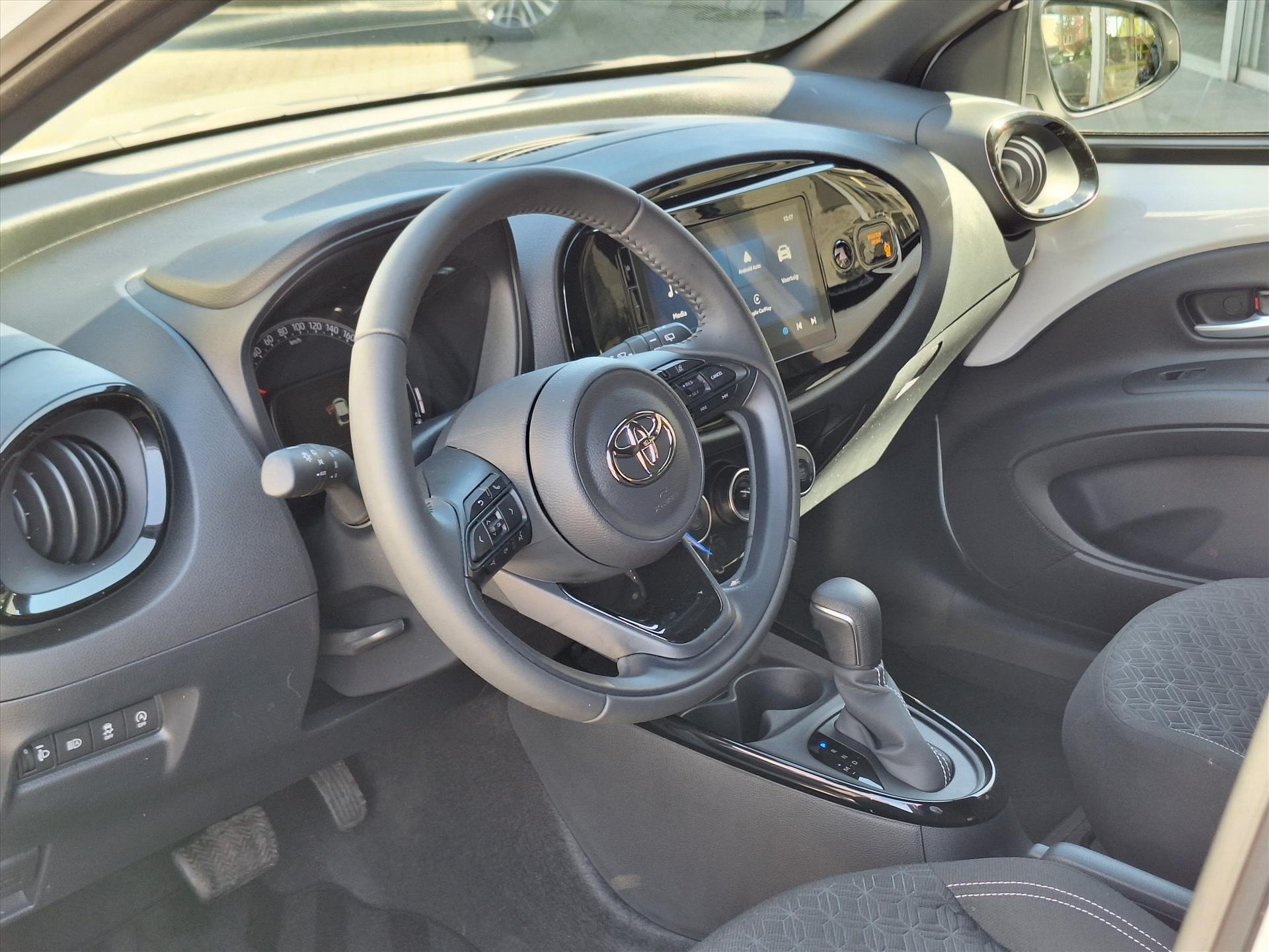 Foto van Toyota Toyota Aygo X